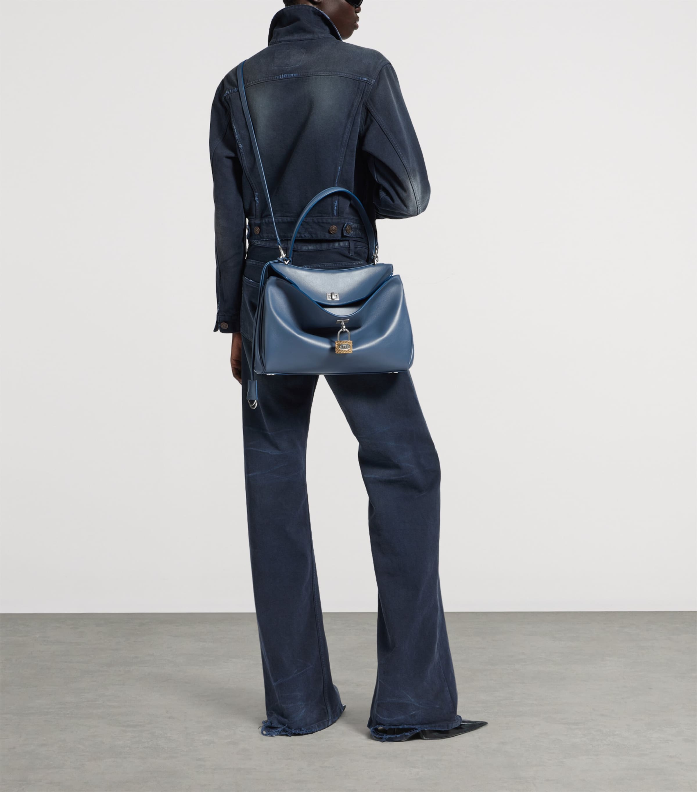 Medium Leather Rodeo Shoulder Bag 4243 Image 7