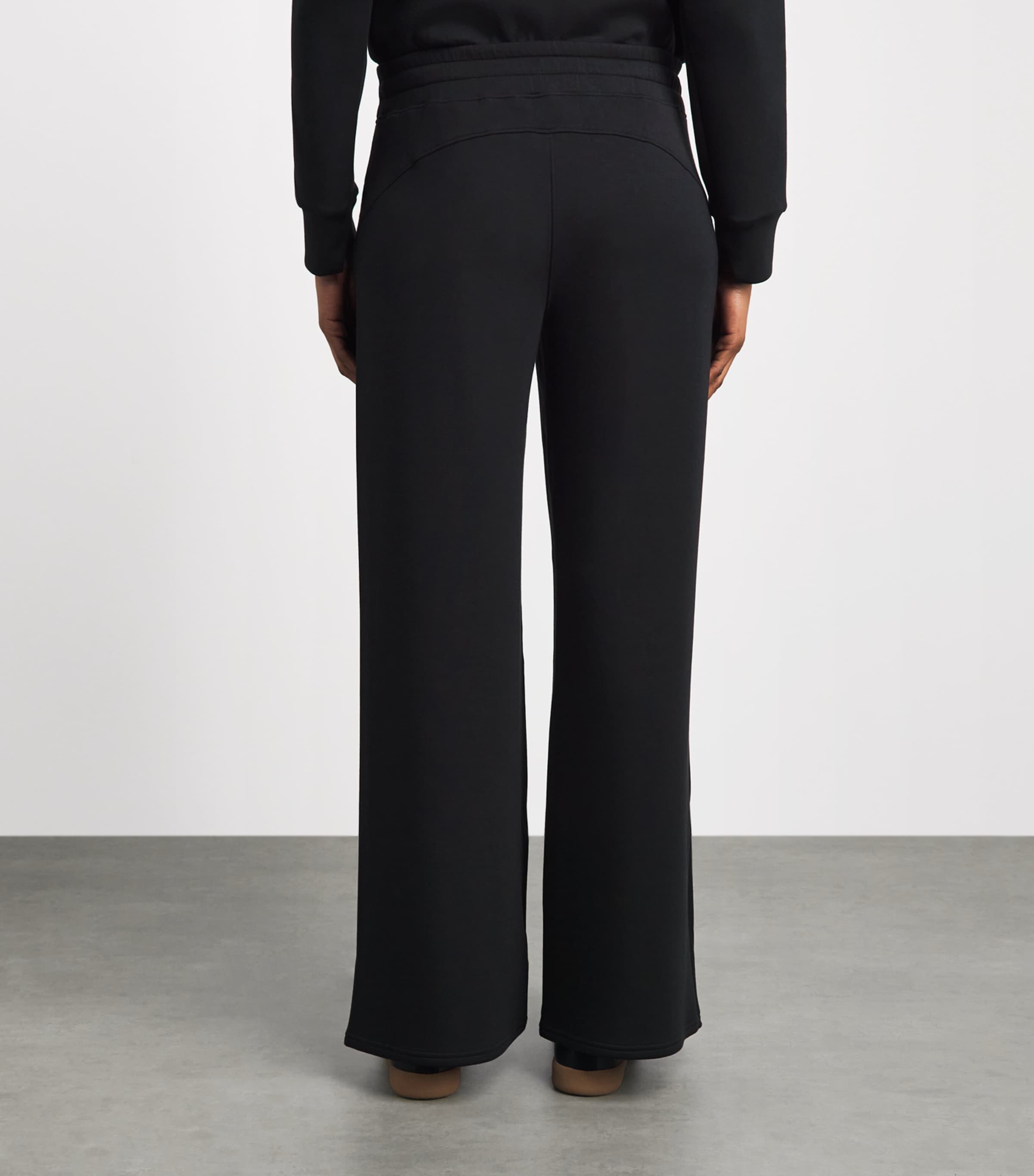 SPANX Womens SPANX AirEssentials Wide-Leg Sweatpants Very Black Image 5