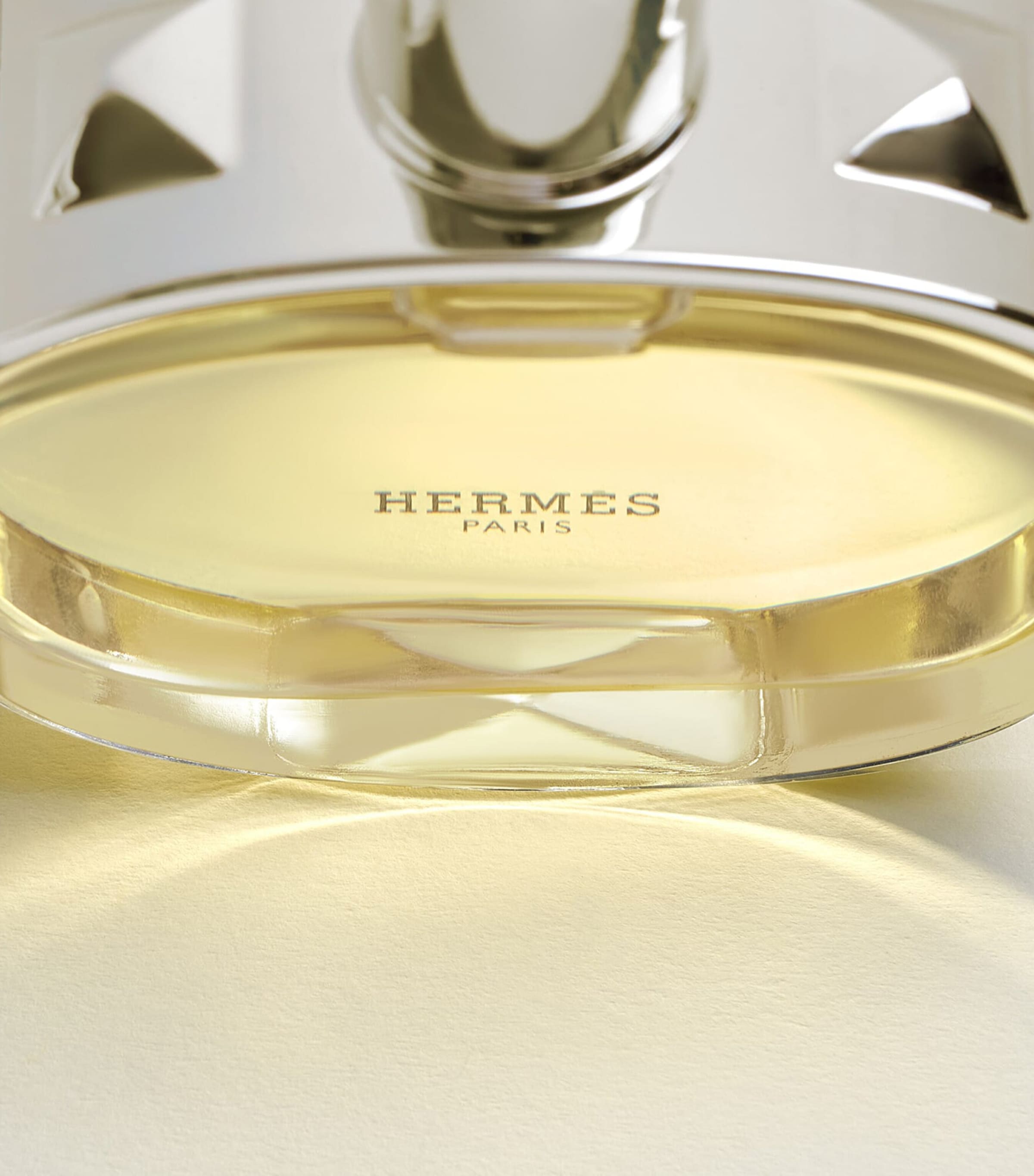 Barénia Eau de Parfum – Spray Refill (60ml) NO COLOUR Image 3