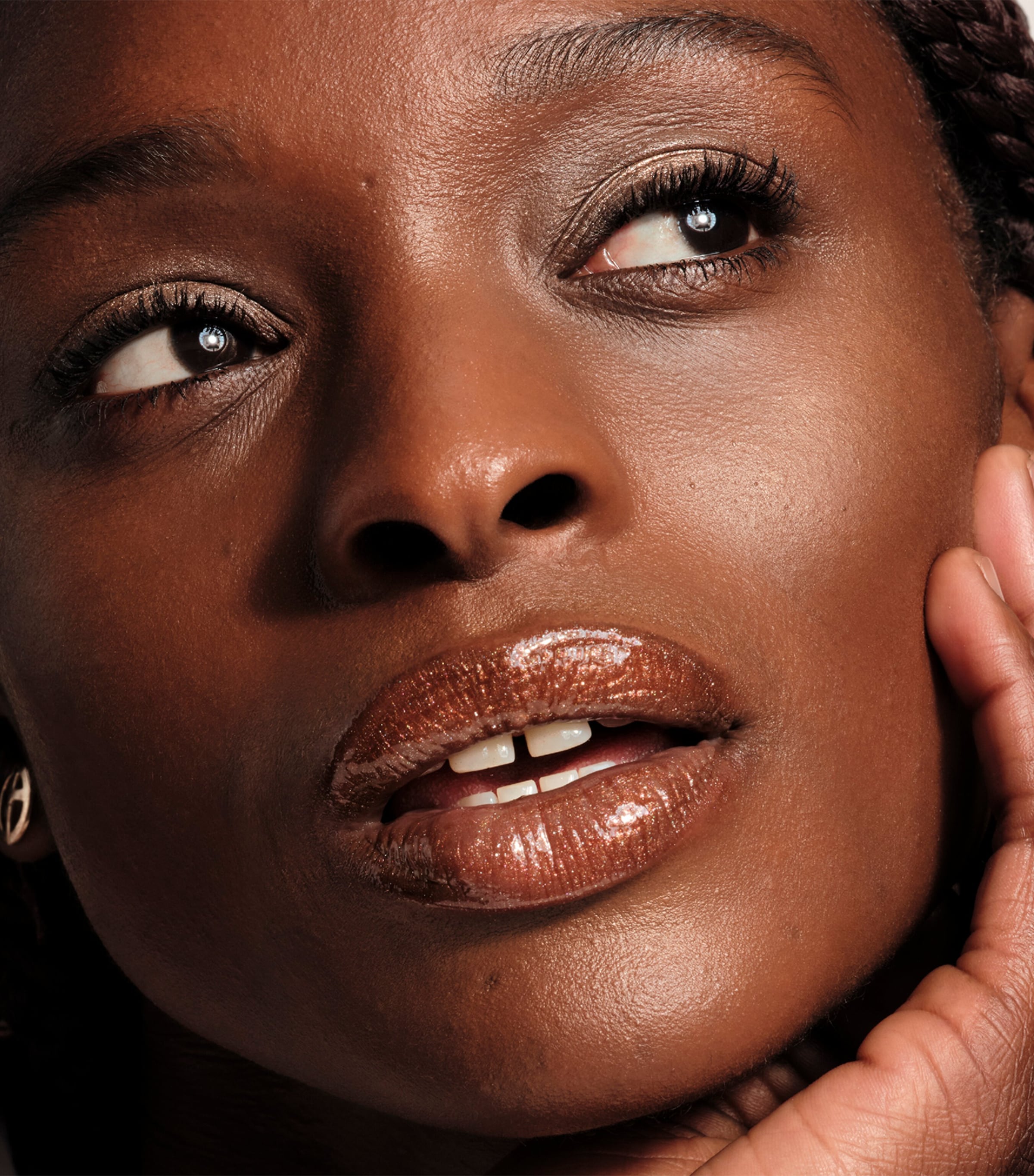 Armani Prisma Glass Icy Plumper Lip Gloss ICED LATTE Image 2