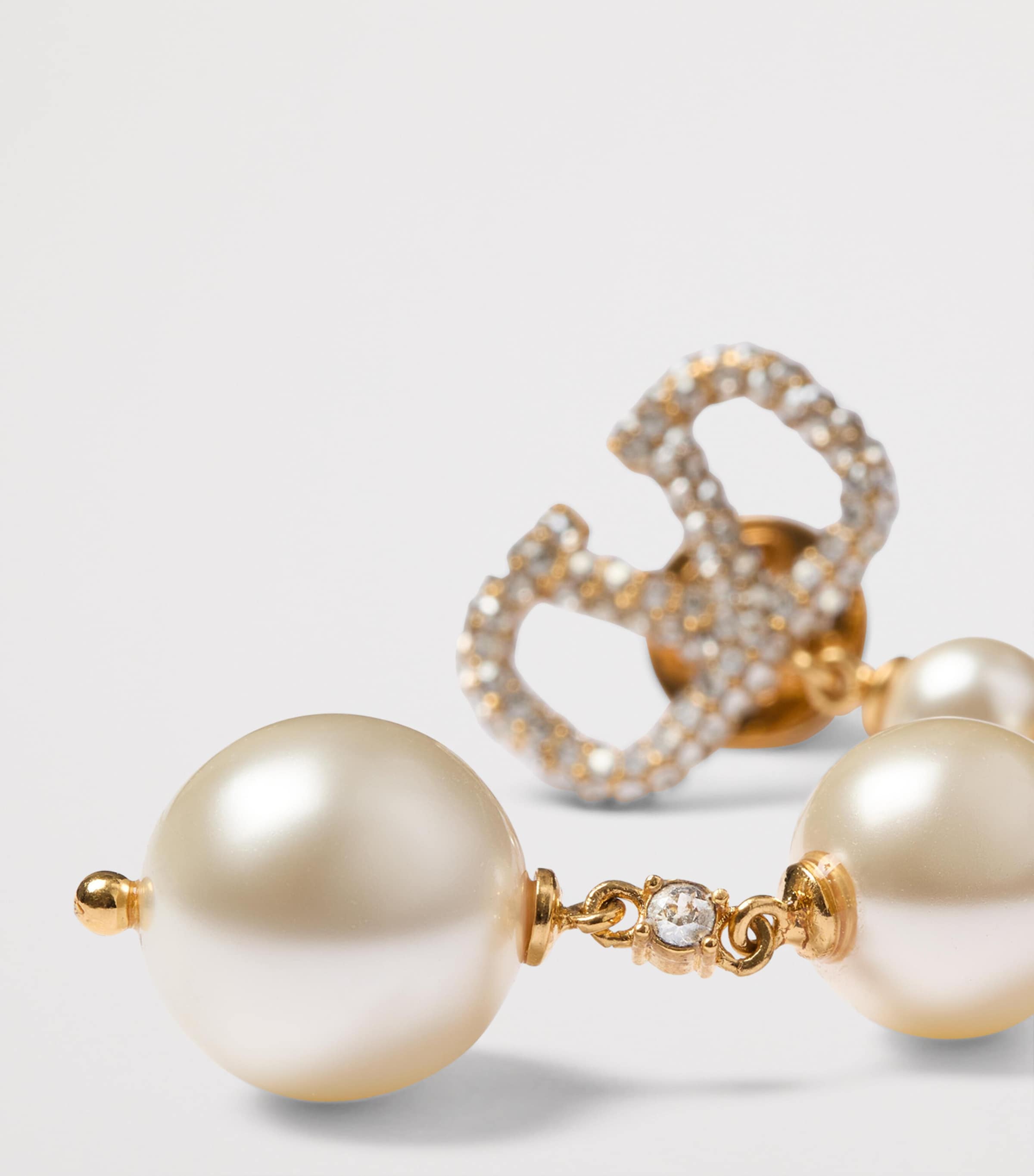 Embellished VLogo and Faux Pearl Drop Earrings Y49 Image 5