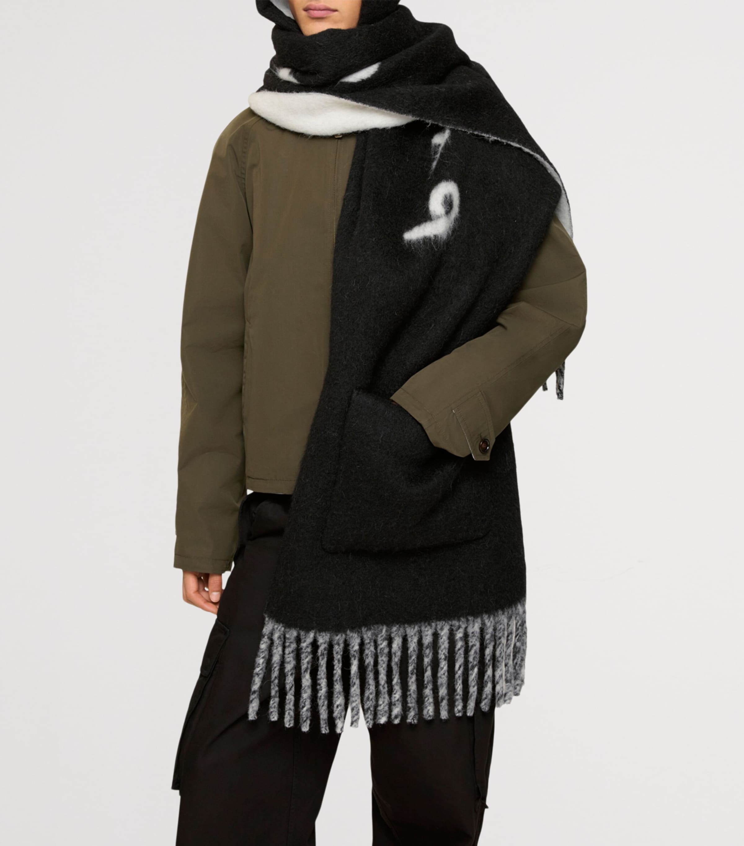 Wool-Blend Logo Hooded Scarf BLACK Image 2