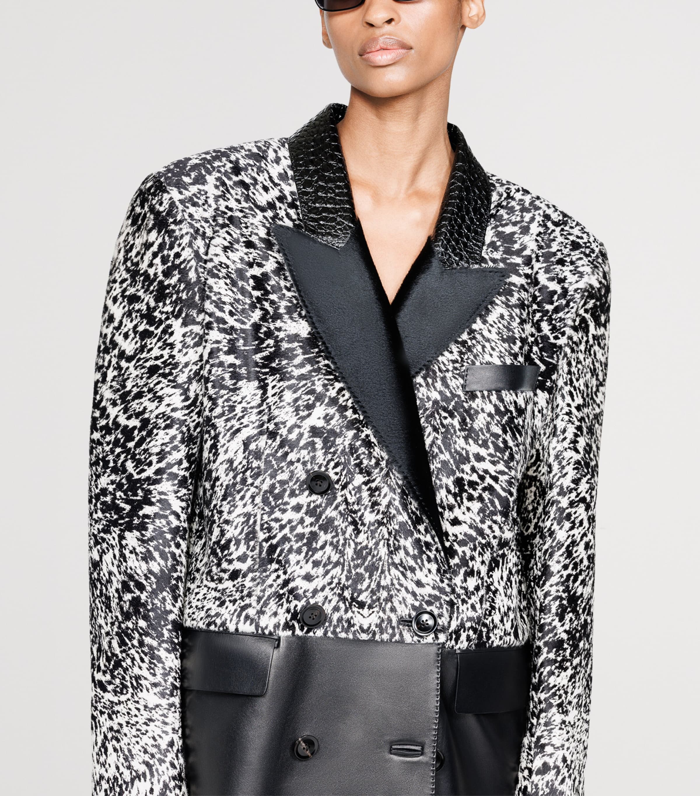 TOM FORD Womens Lambskin-Calf Hair Coat Bkw Image 5