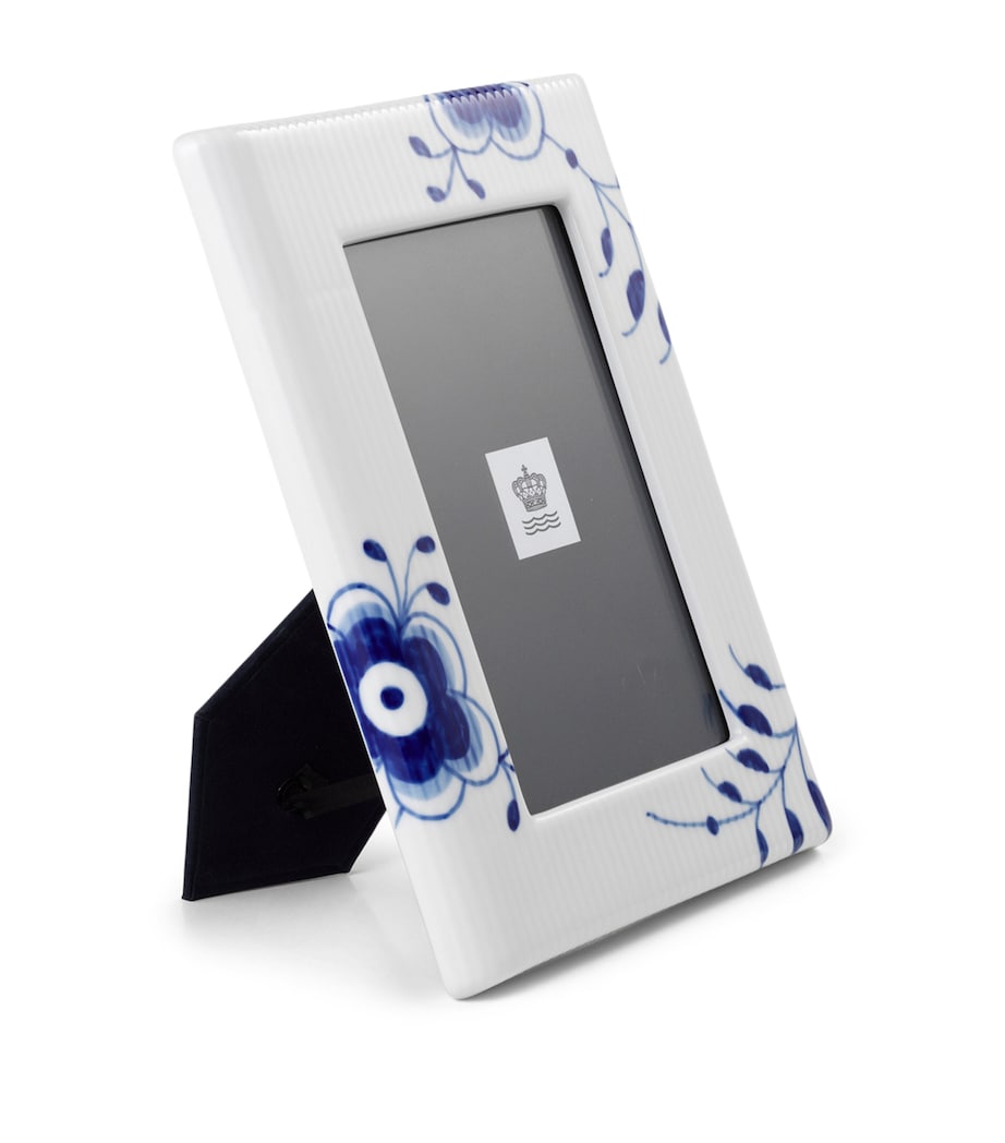 Blue Fluted Plain Mega Photo Frame (4" x 6") BLUE Image 3