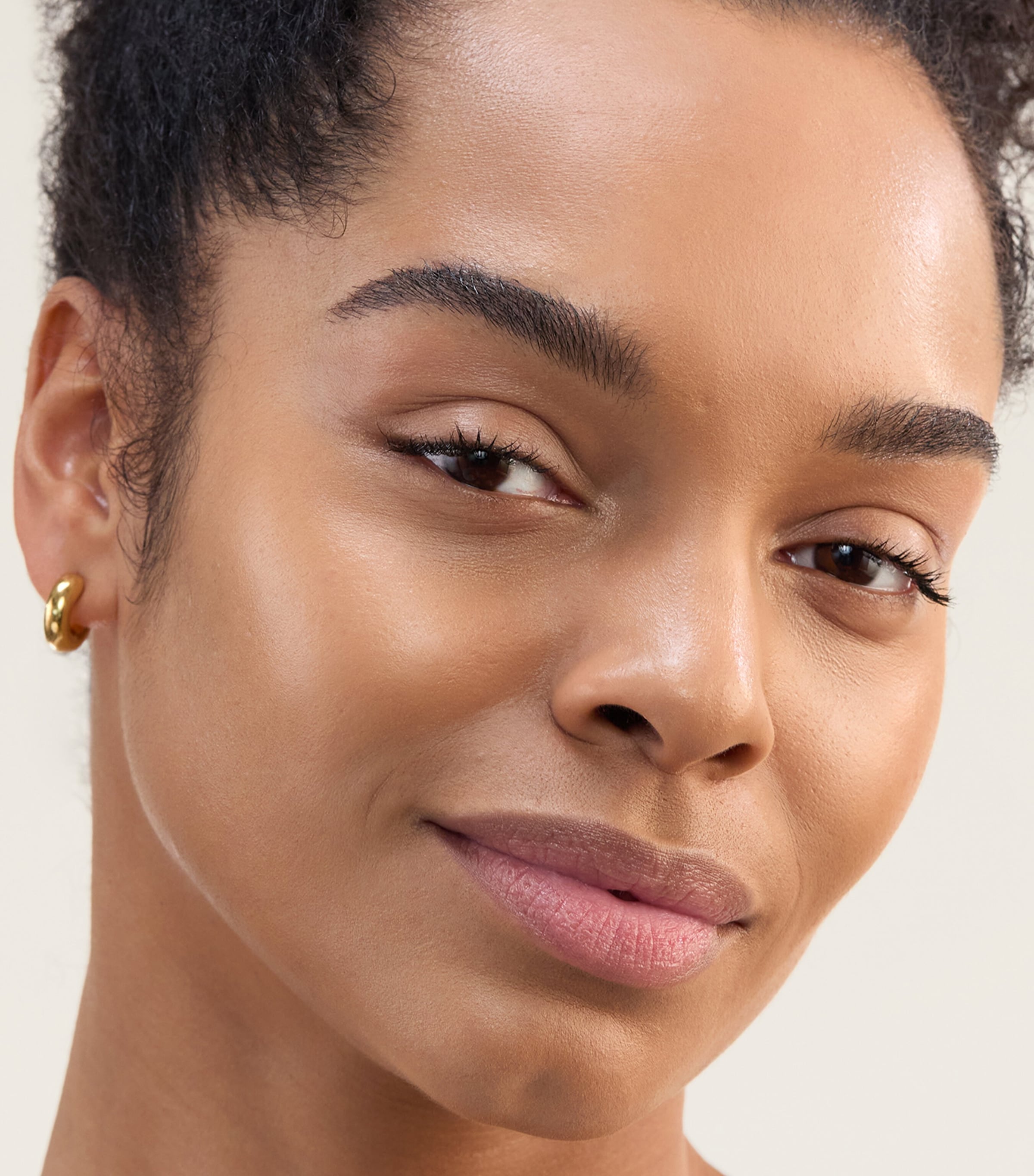 Vieve Skin Nova Concealer Image 2