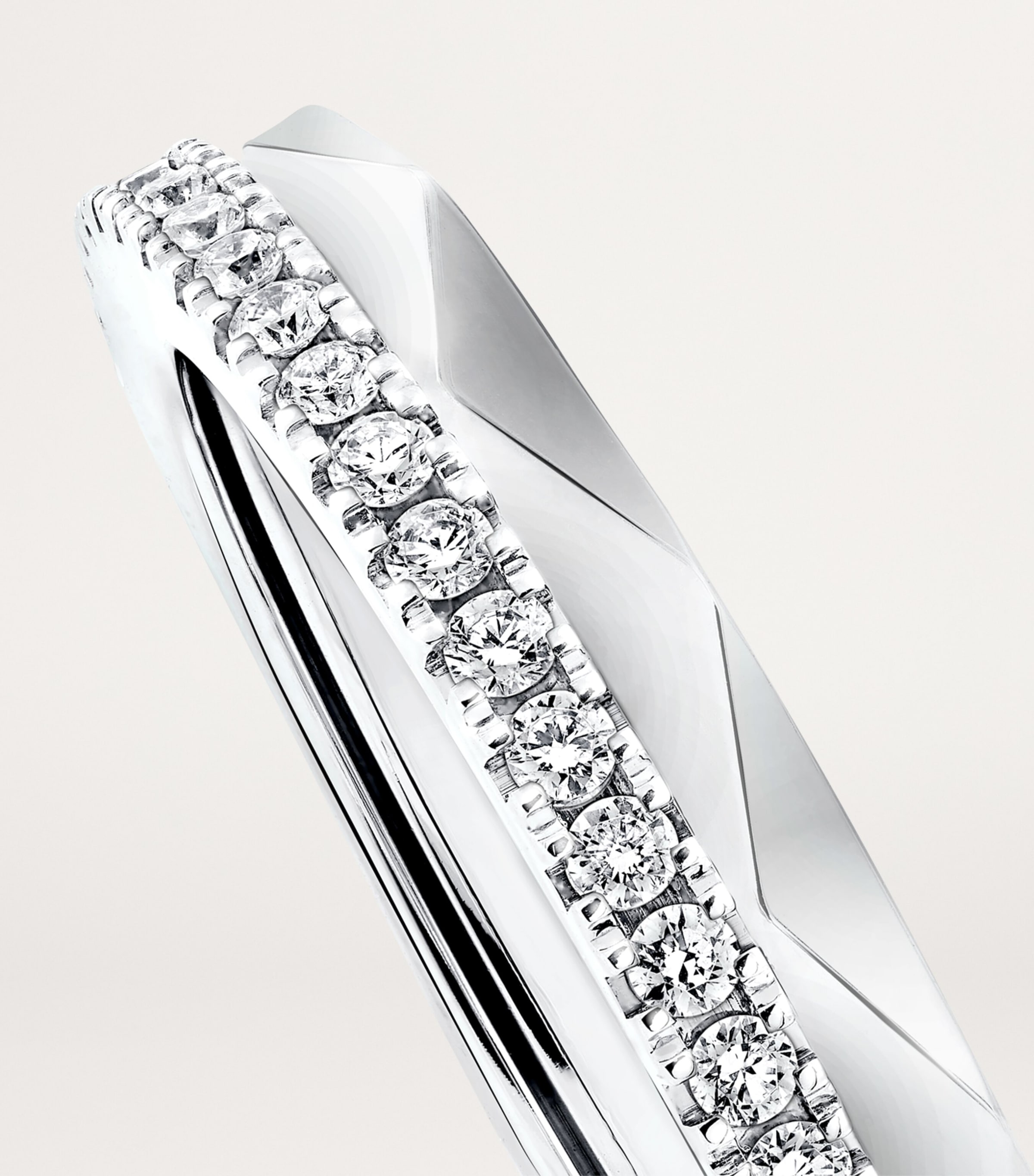 Yellow Gold and Diamond Laurence Graff Signature Ring GOLD Image 5