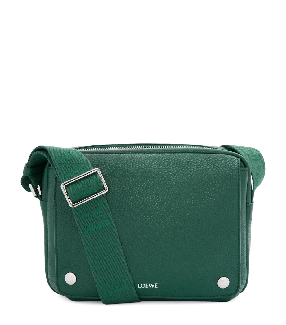 XS Leather Pebble Messenger Bag EVERGREEN Image 1