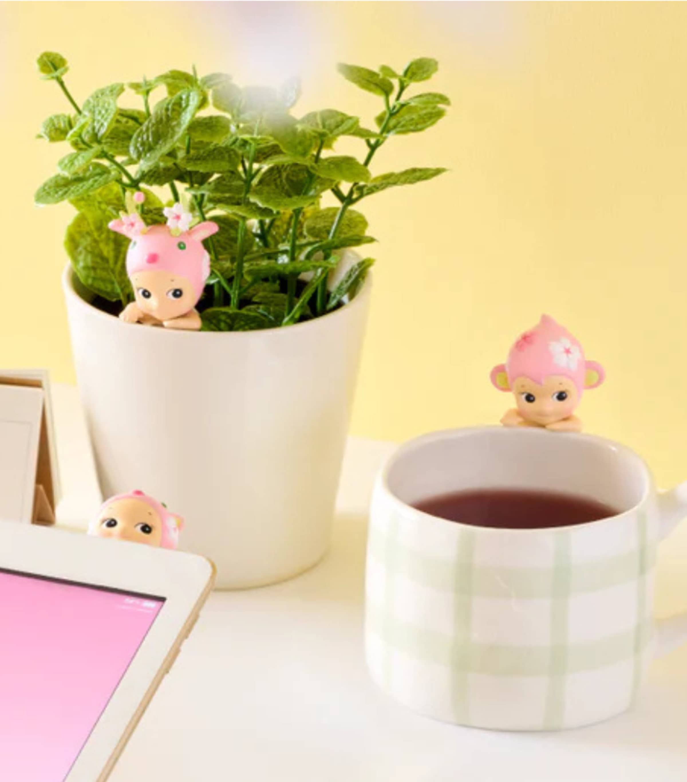 Sonny Angel Hippers Cherry Blossom Minifigure (8cm) Image 3
