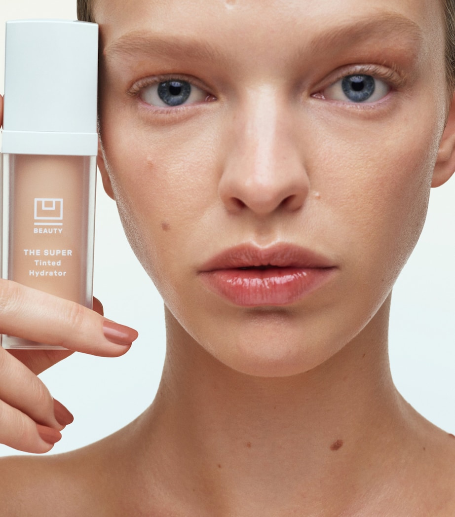 THE SUPER Tinted Hydrator SHADE 1 Image 3