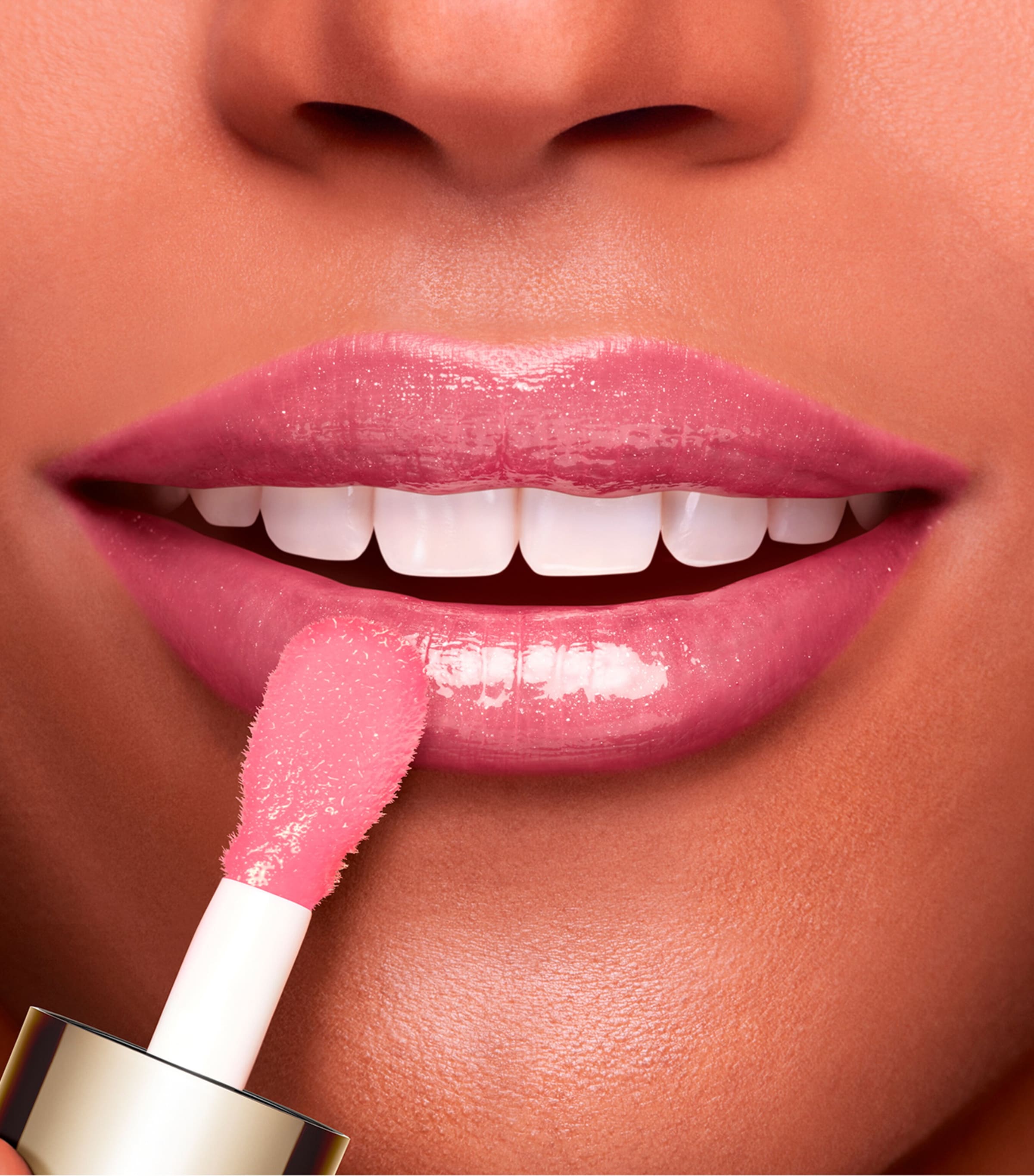 Lip Comfort Oil 02 Image 5