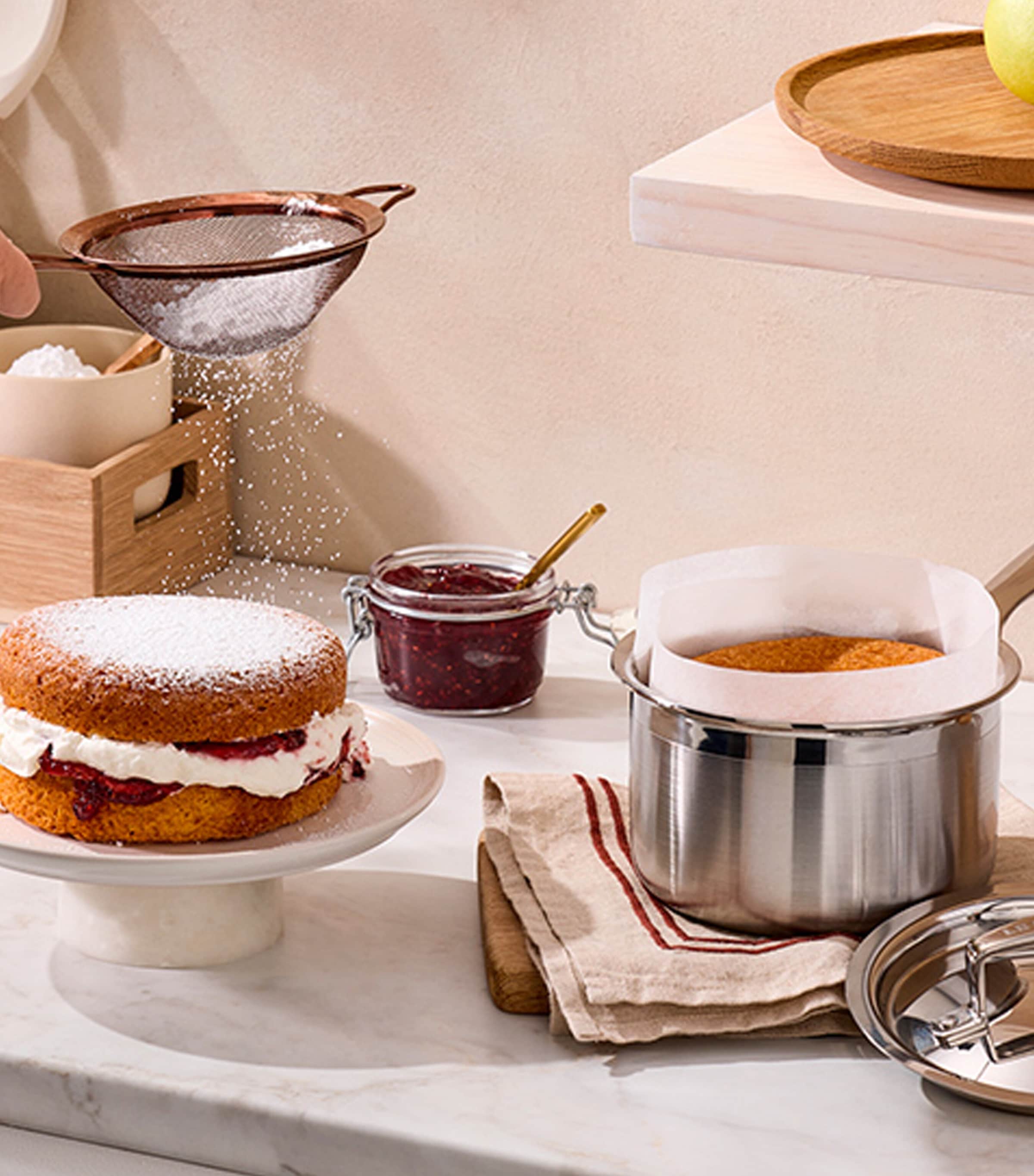 Le Creuset 3-Ply Stainless Steel Saucepan (14cm) Image 11