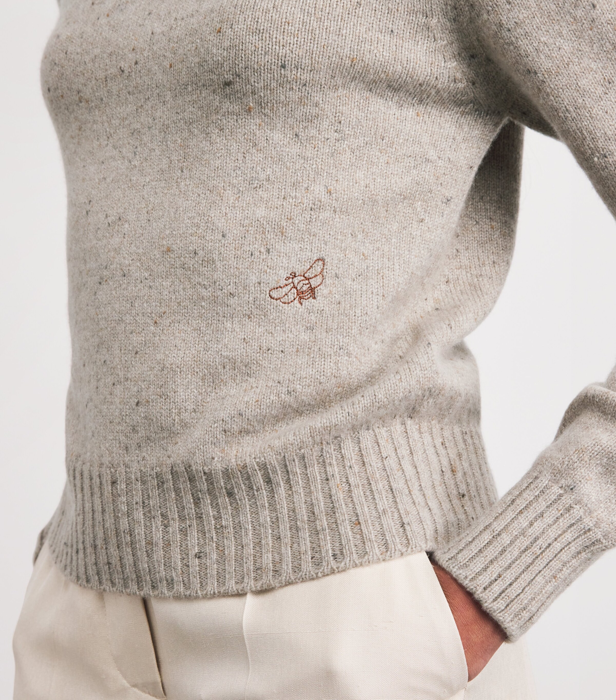Johnstons Of Elgin Womens Cashmere Cairn Sweater Islnd Donegal Image 3