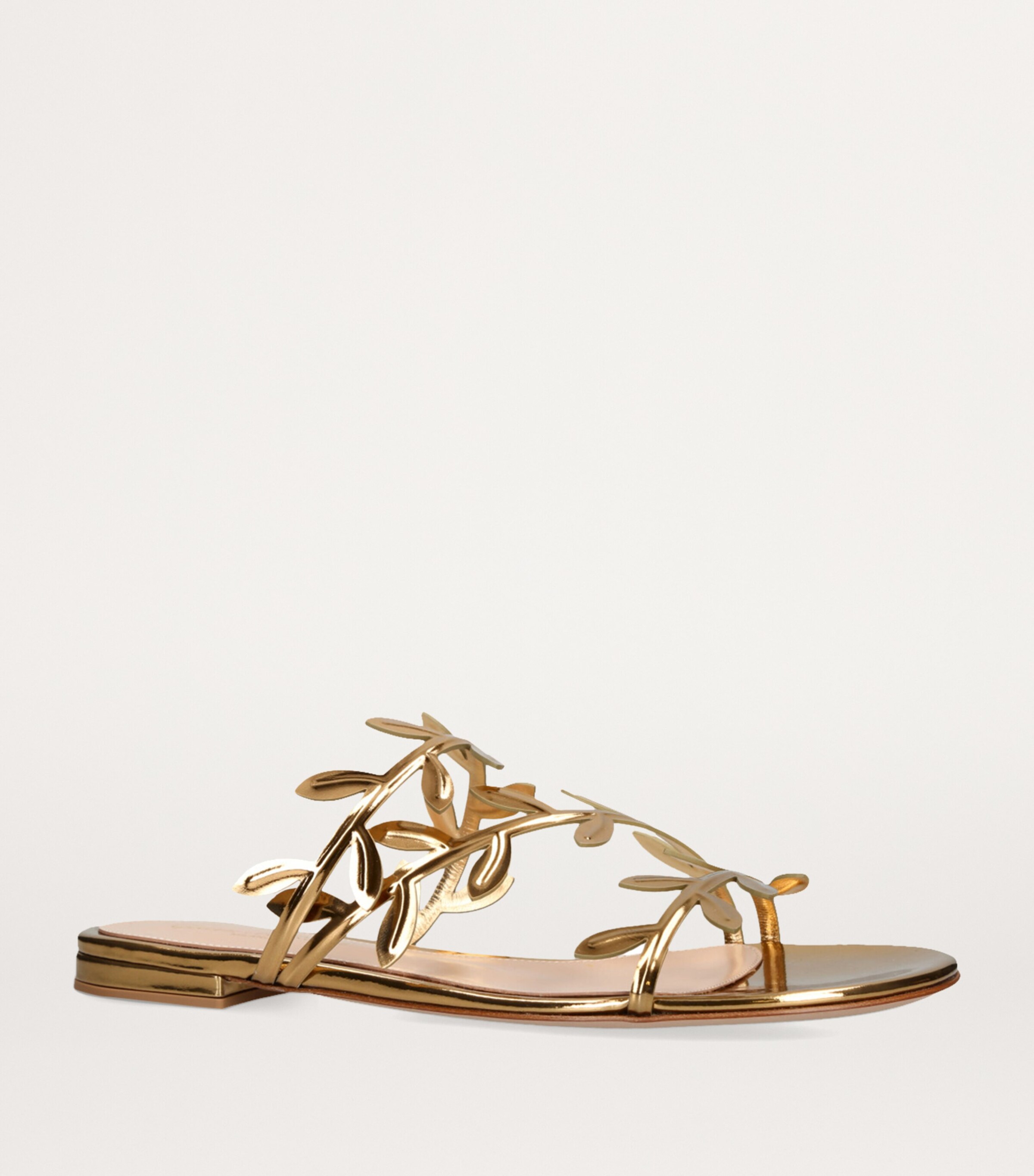 Laurel-Detail Flavia Sandals GOLD Image 4