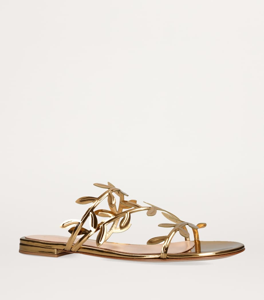Laurel-Detail Flavia Sandals GOLD Image 4