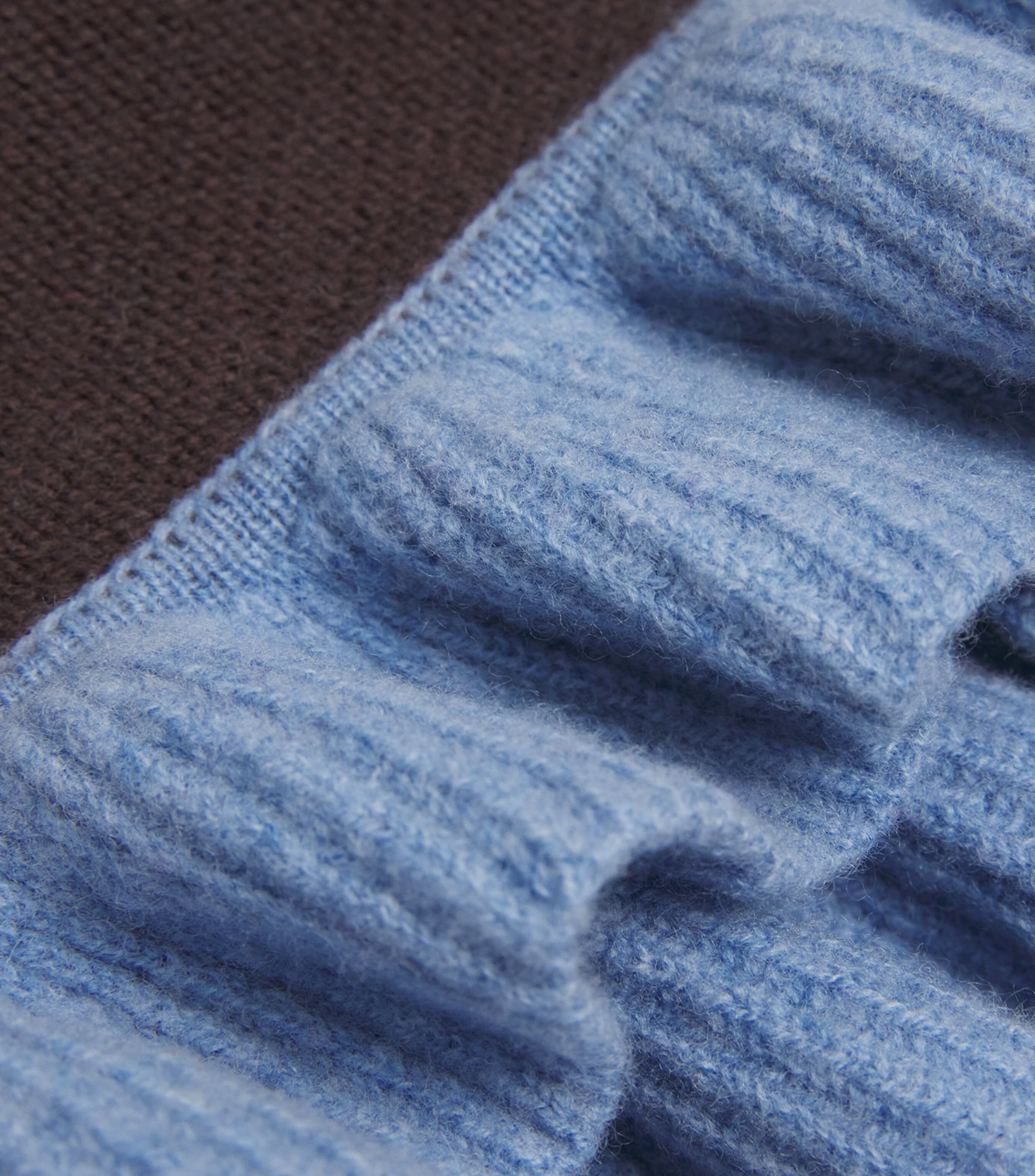 TBCO Merino Wool Triangle Scarf Brown Ruffle Image 4