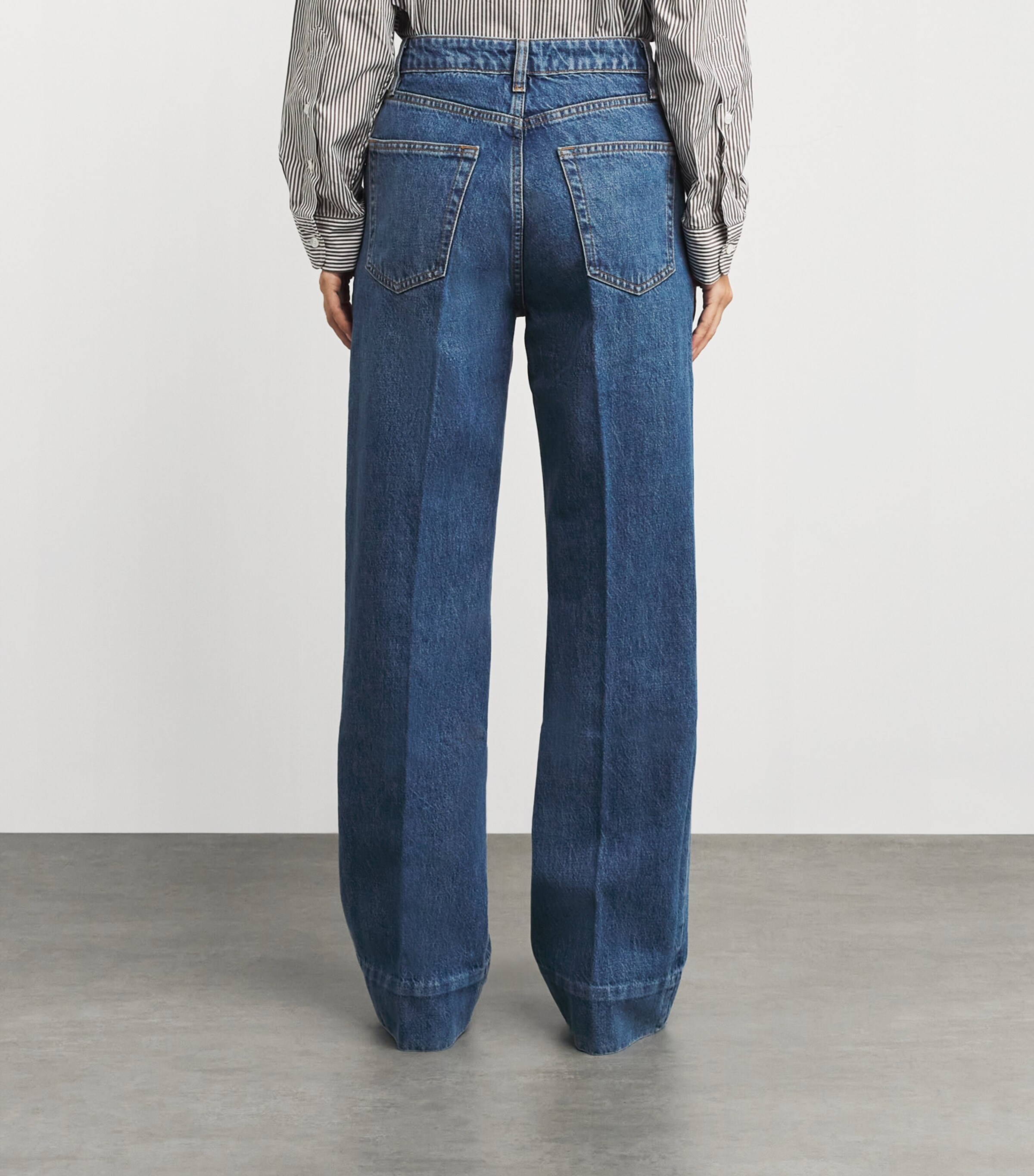 The Streamline Straight Jeans SWAN Image 4