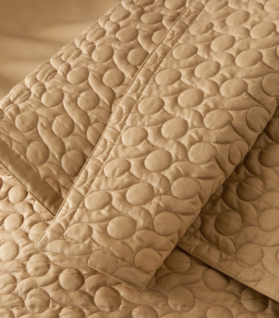 Alexandre Turpault Quilted Poesie King Bedspread (260cm x 240cm) Gold Image 3