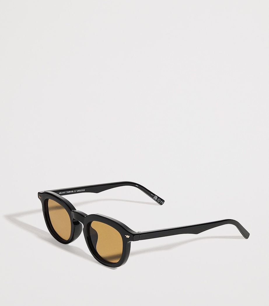 Round Heart Throb Sunglasses BLACK Image 2