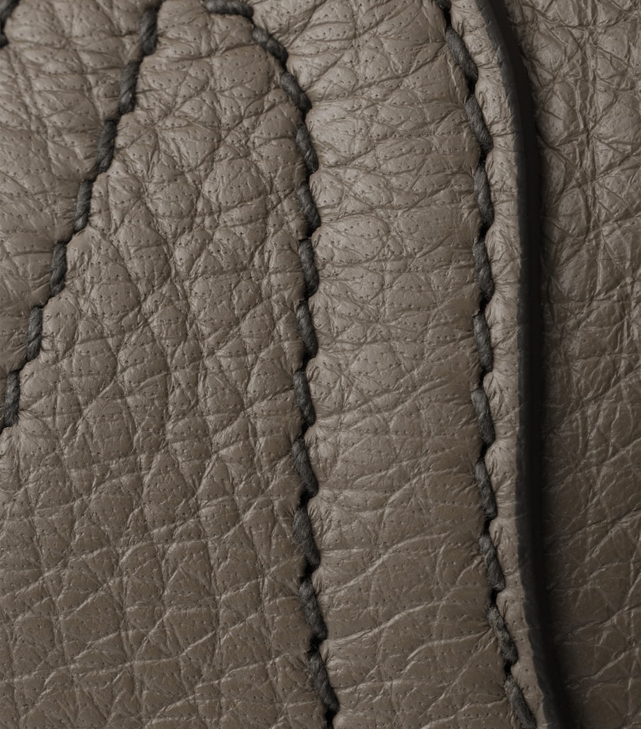 Large Leather Top-Handle Bag F0572 Image 5