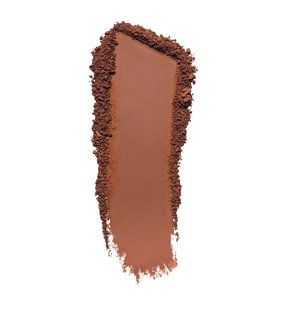 Double Wear Stay-in-Place Matte Powder Foundation 8N1 Image 2