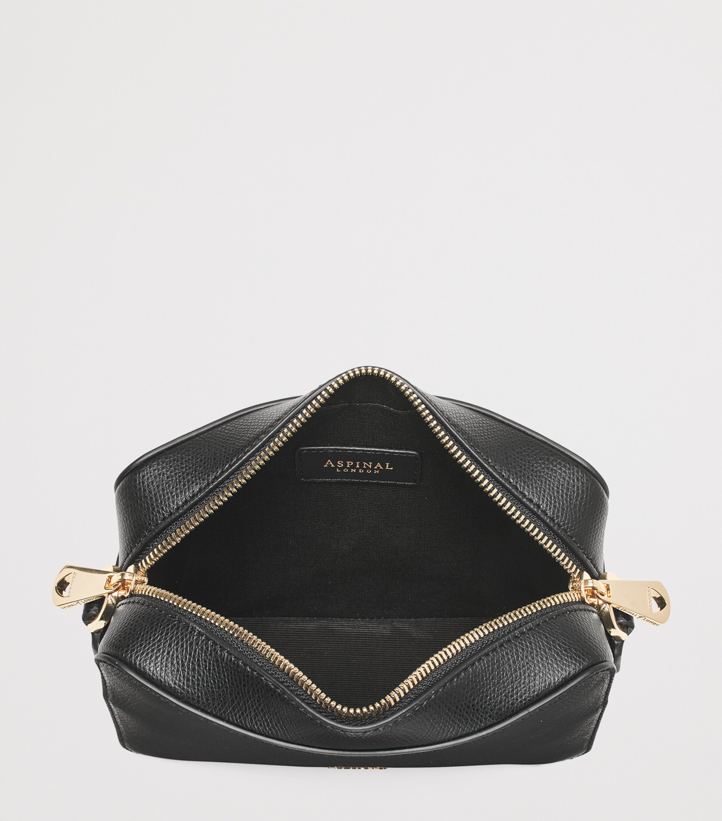 Leather Slot Weave Camera Bag BLACK Image 4