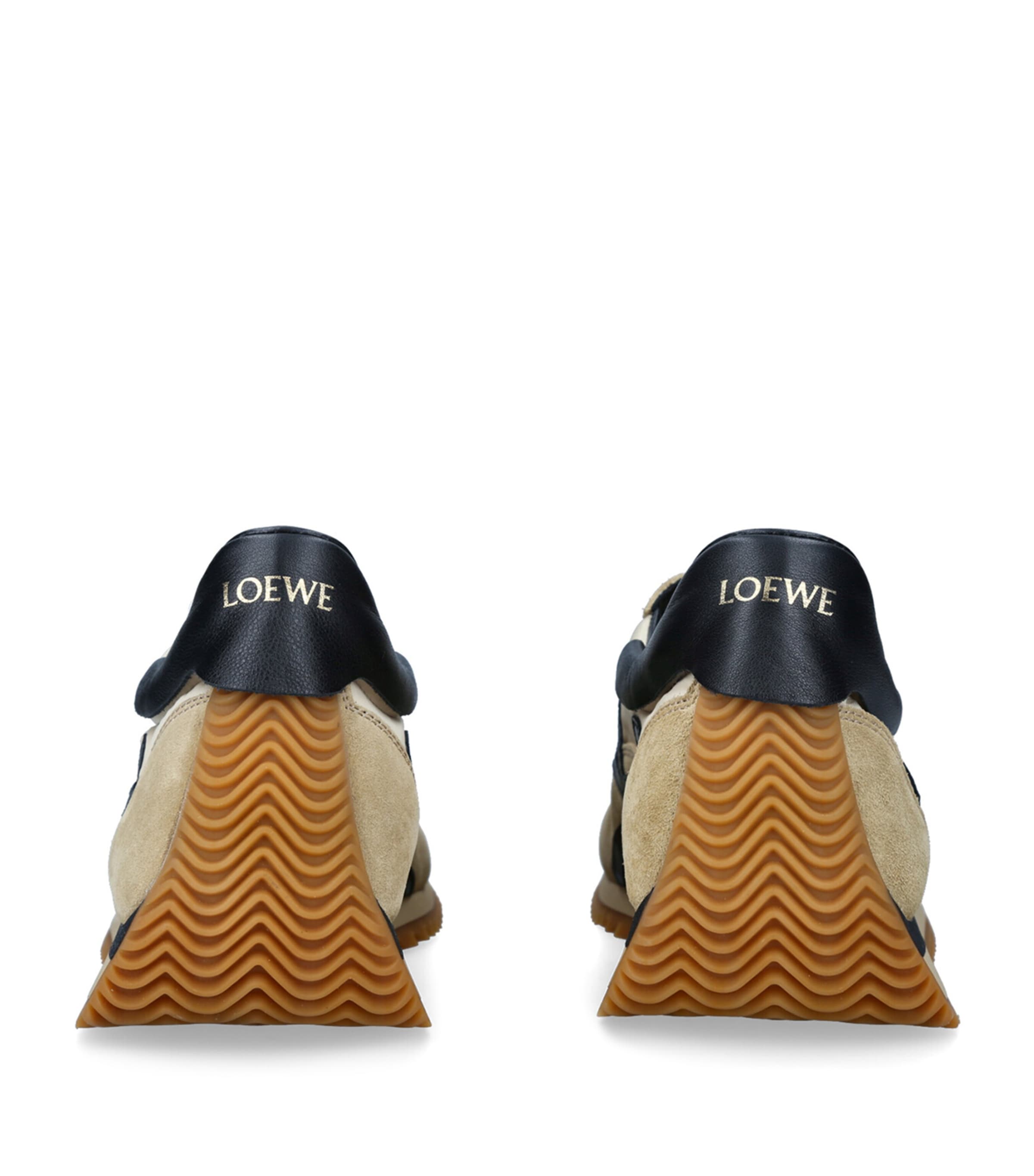 LOEWE Mens Flow Runner Sneakers Beige Comb Image 2