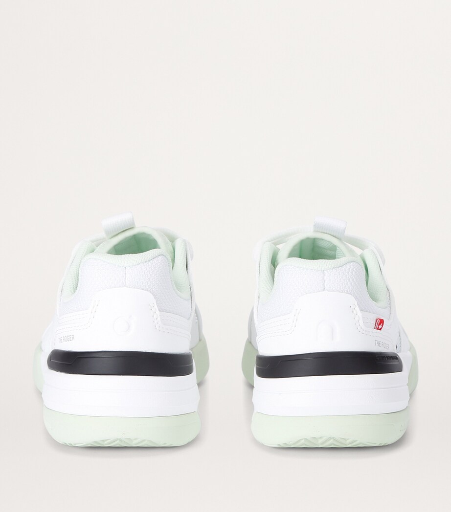 On THE ROGER Clubhouse Pro Youth Trainers White Image 2