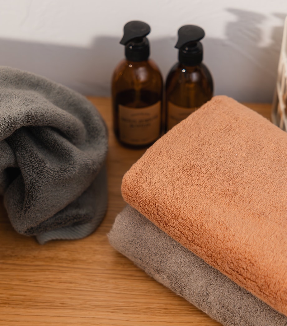 Organic Cotton-Modal Glam Guest Towel (30cm x 40cm) INDIAN TAN Image 2