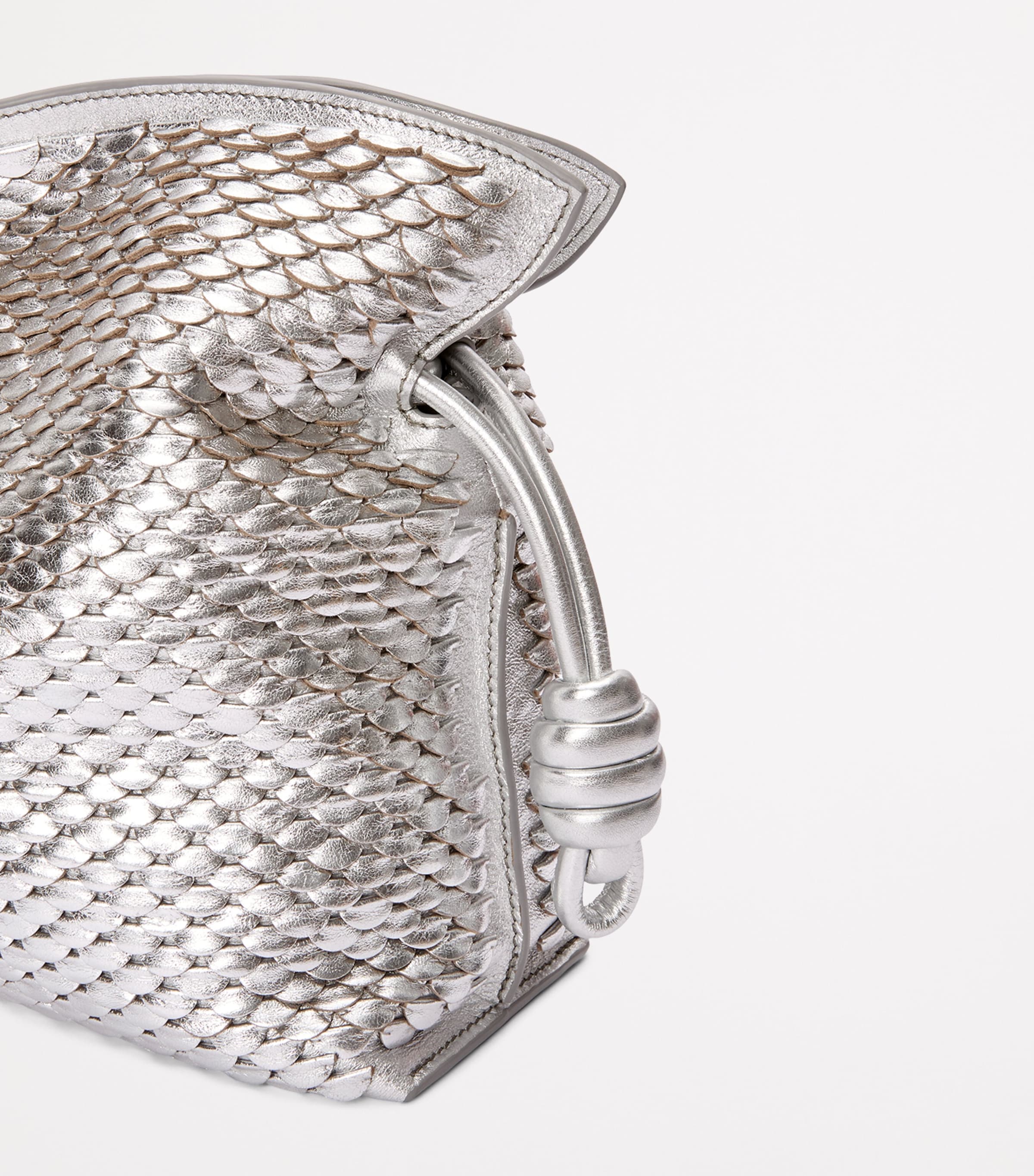 EXCLUSIVE Medium Leather Scales Flamenco Clutch SILVER Image 6