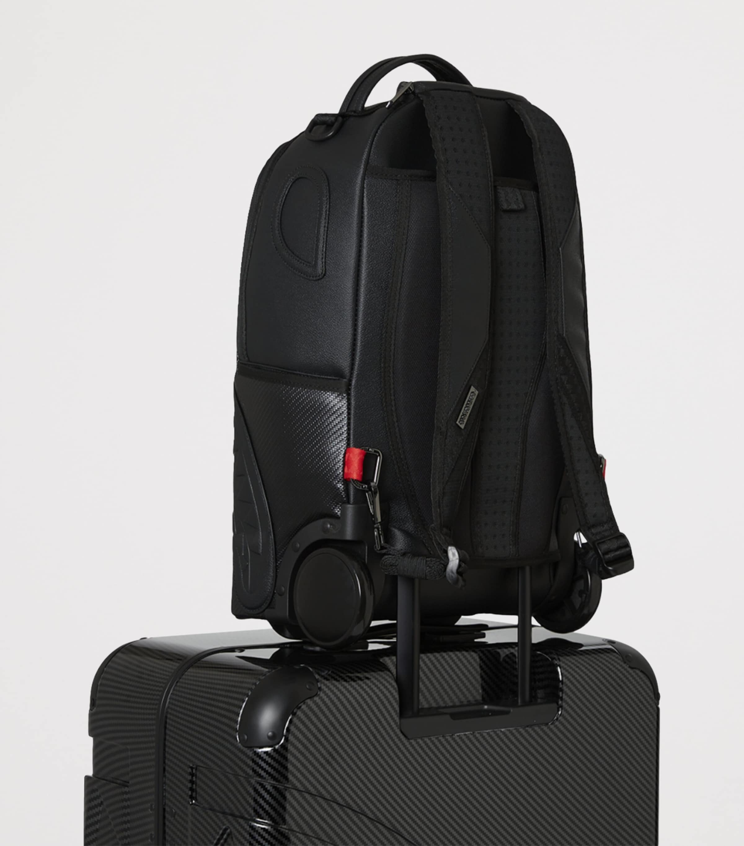 Hard-Shell Sharkitecture Check-In Suitcase (73cm) 818186 Image 5