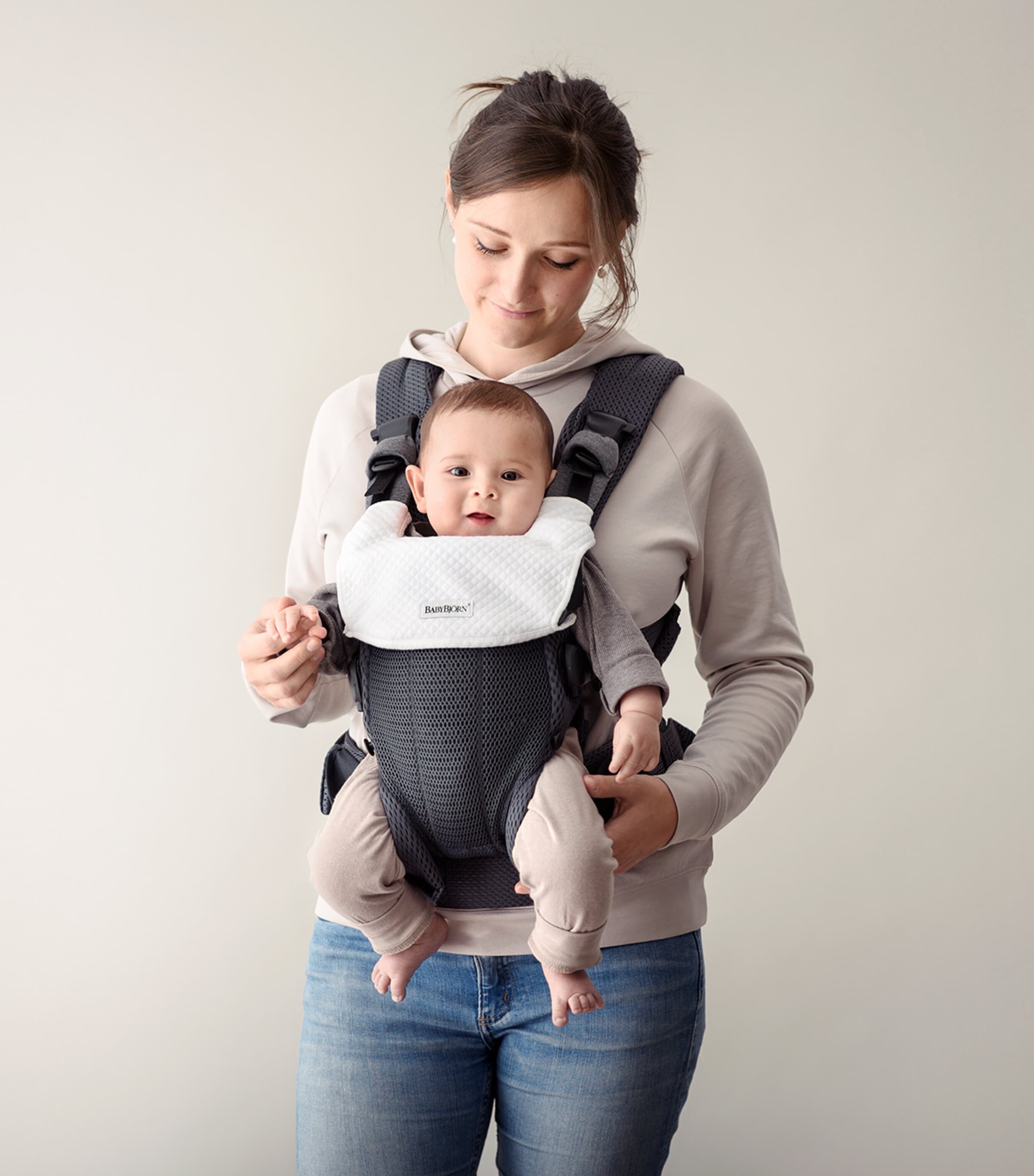 Bib for Baby Carrier Harmony MULTI Image 3