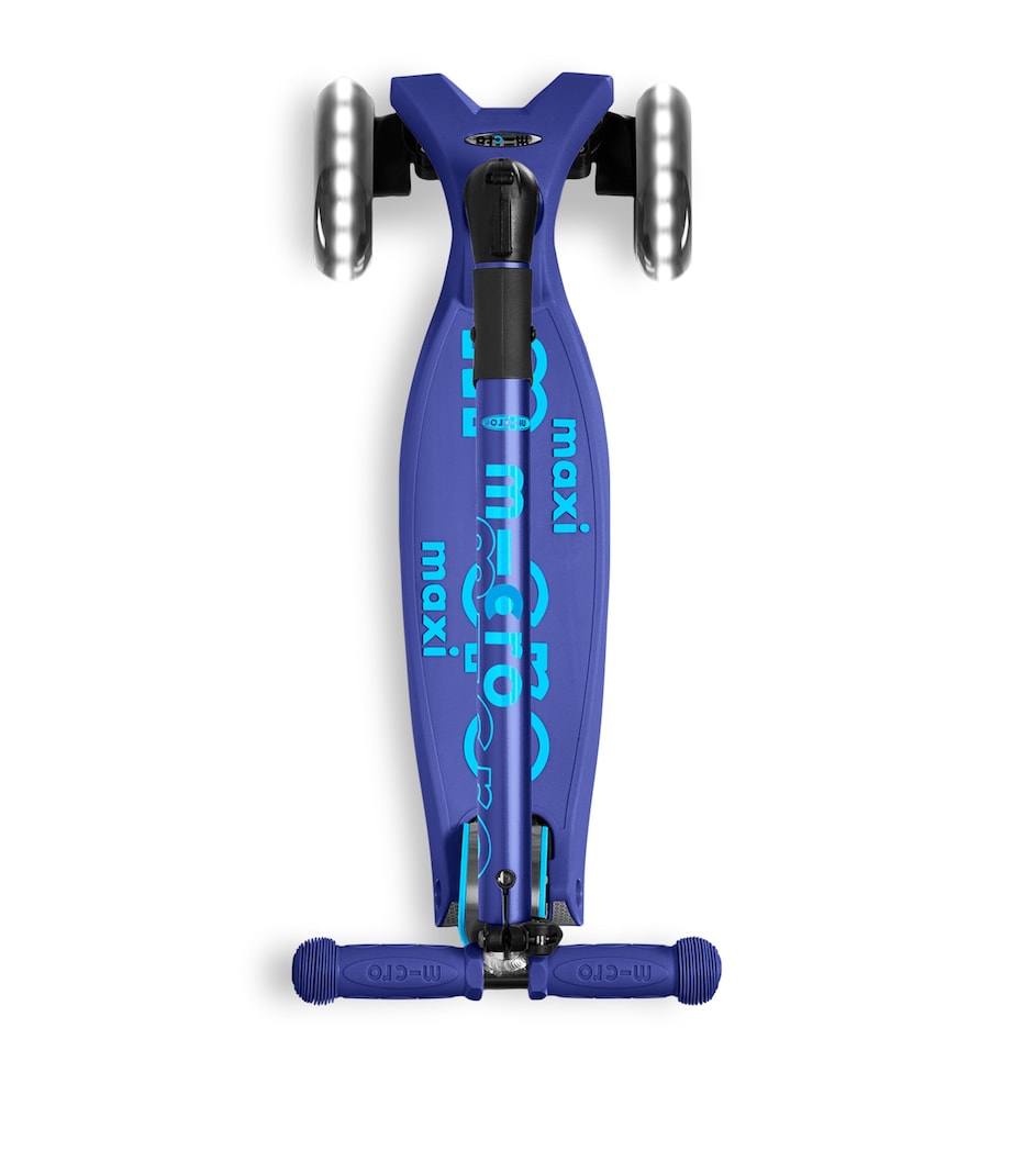 Maxi Foldable Deluxe LED Scooter MULTI Image 3