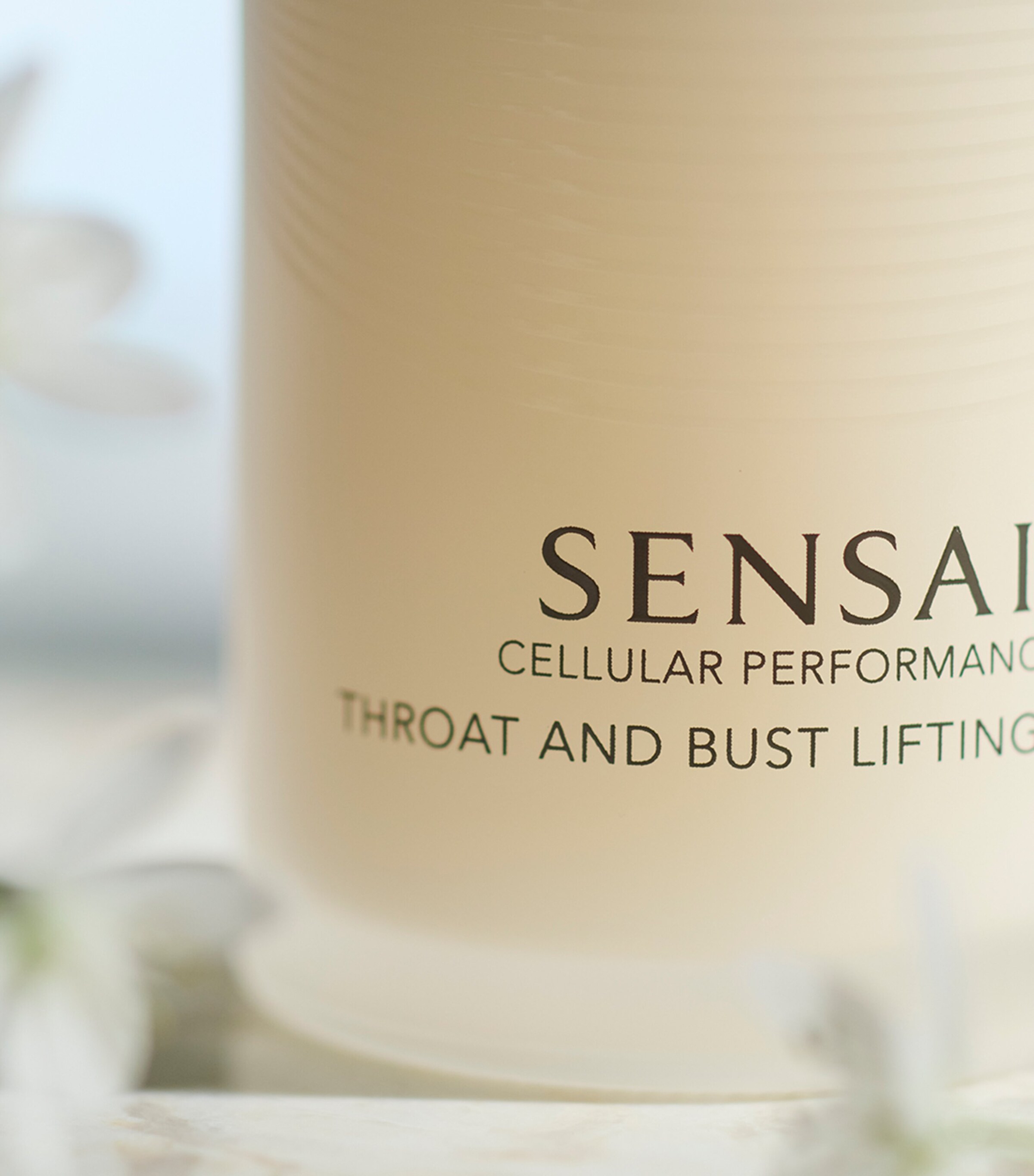 Cellular Performance Throat and Bust Lifting Effect (100ml) NO COLOUR Image 7