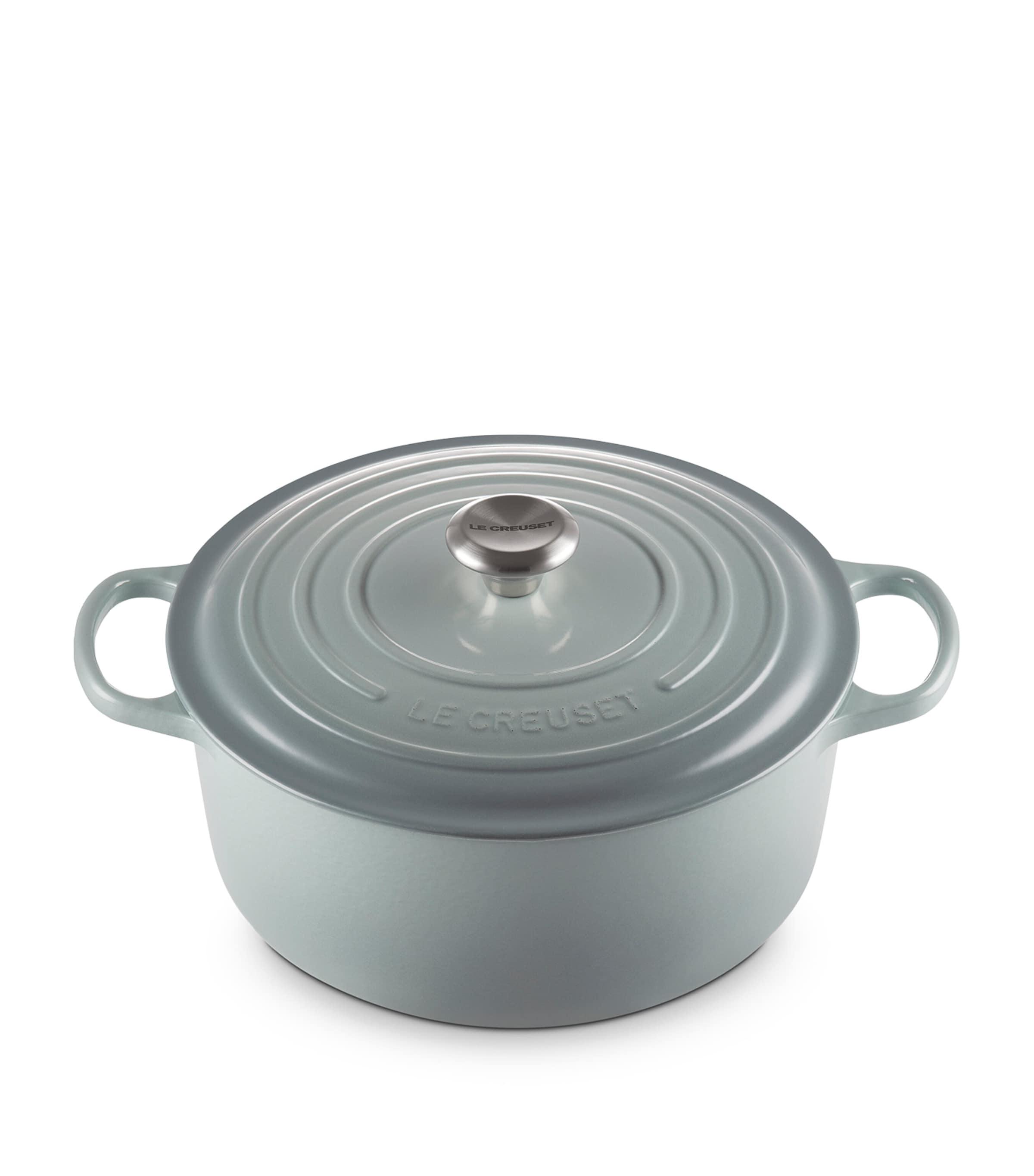 Le Creuset Cast Iron Round Casserole Dish (28cm) | Kitchenware | Cookware | Casserole Dishes | Oven Dishes | Designers | Le Creuset