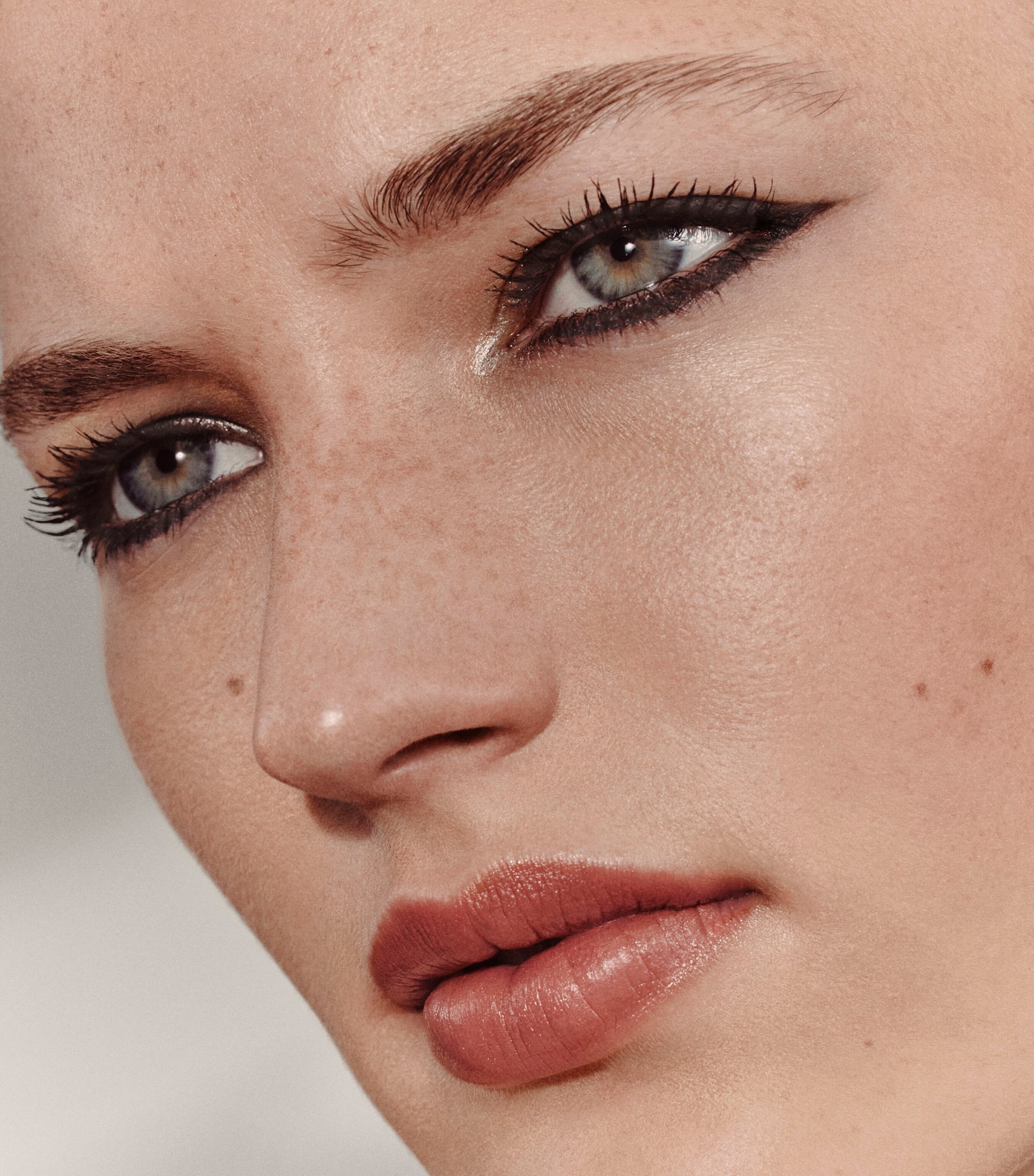 Ombres d'Hermès Eyeshadow Quartet 05 OMBRES FUMEES Image 10