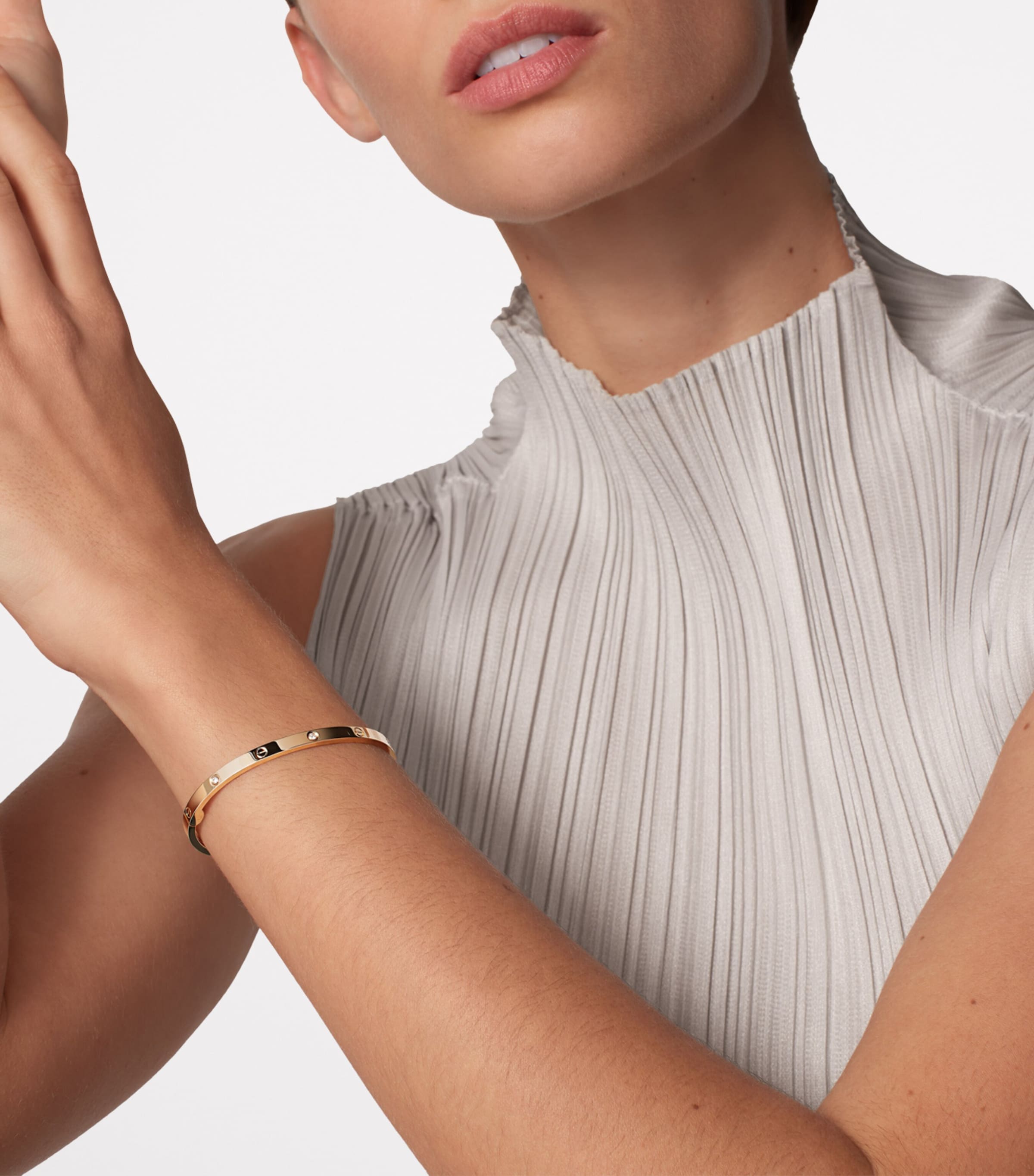 LOVE Small Yellow Gold 6-Diamond Bracelet YELLOW GOLD Image 8