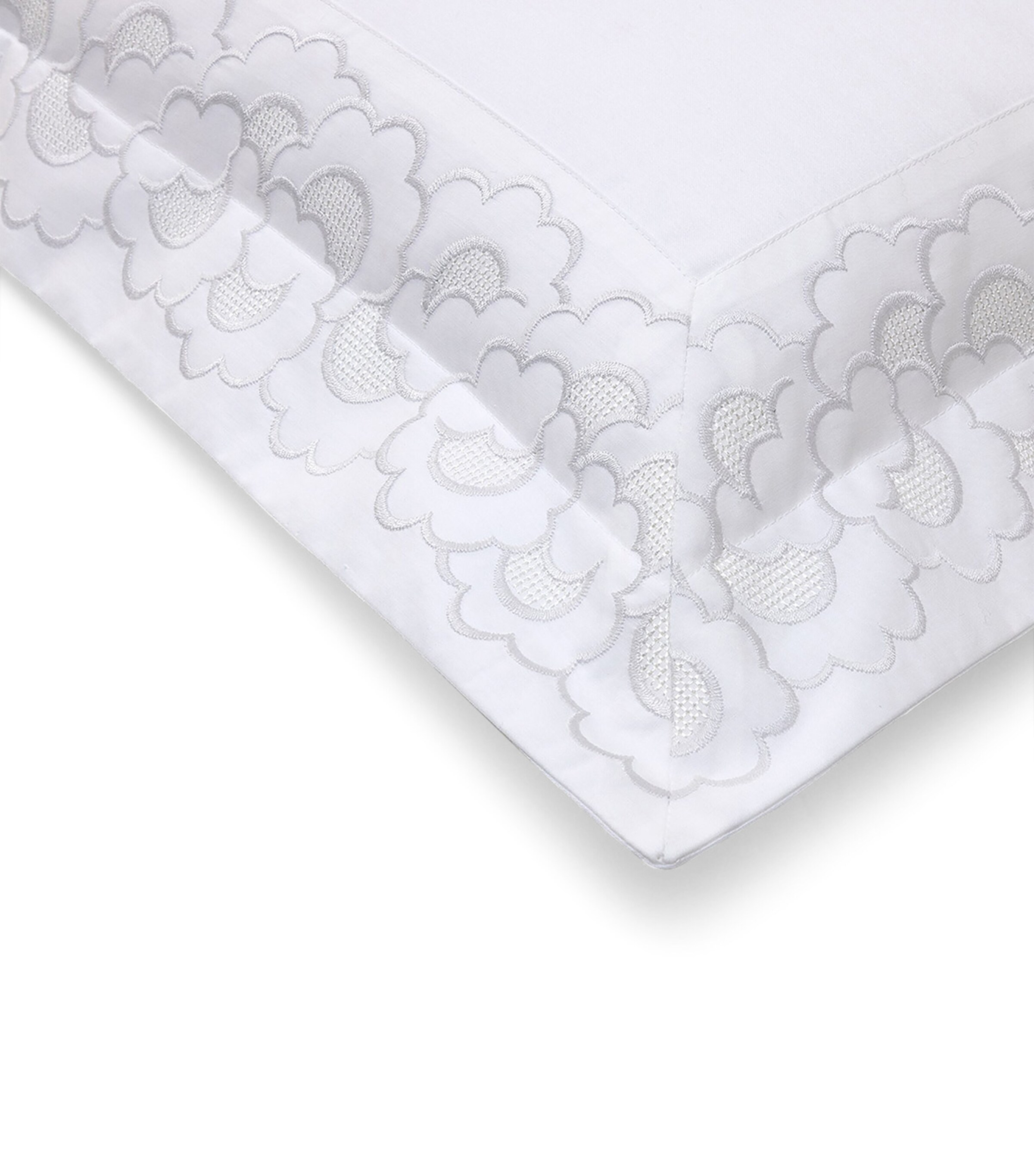 Yves Delorme Festons Square Oxford Pillowcase (65cm x 65cm) Blanc Image 4
