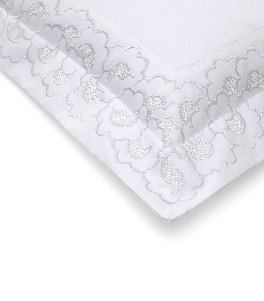 Yves Delorme Festons Square Oxford Pillowcase (65cm x 65cm) Blanc Image 4