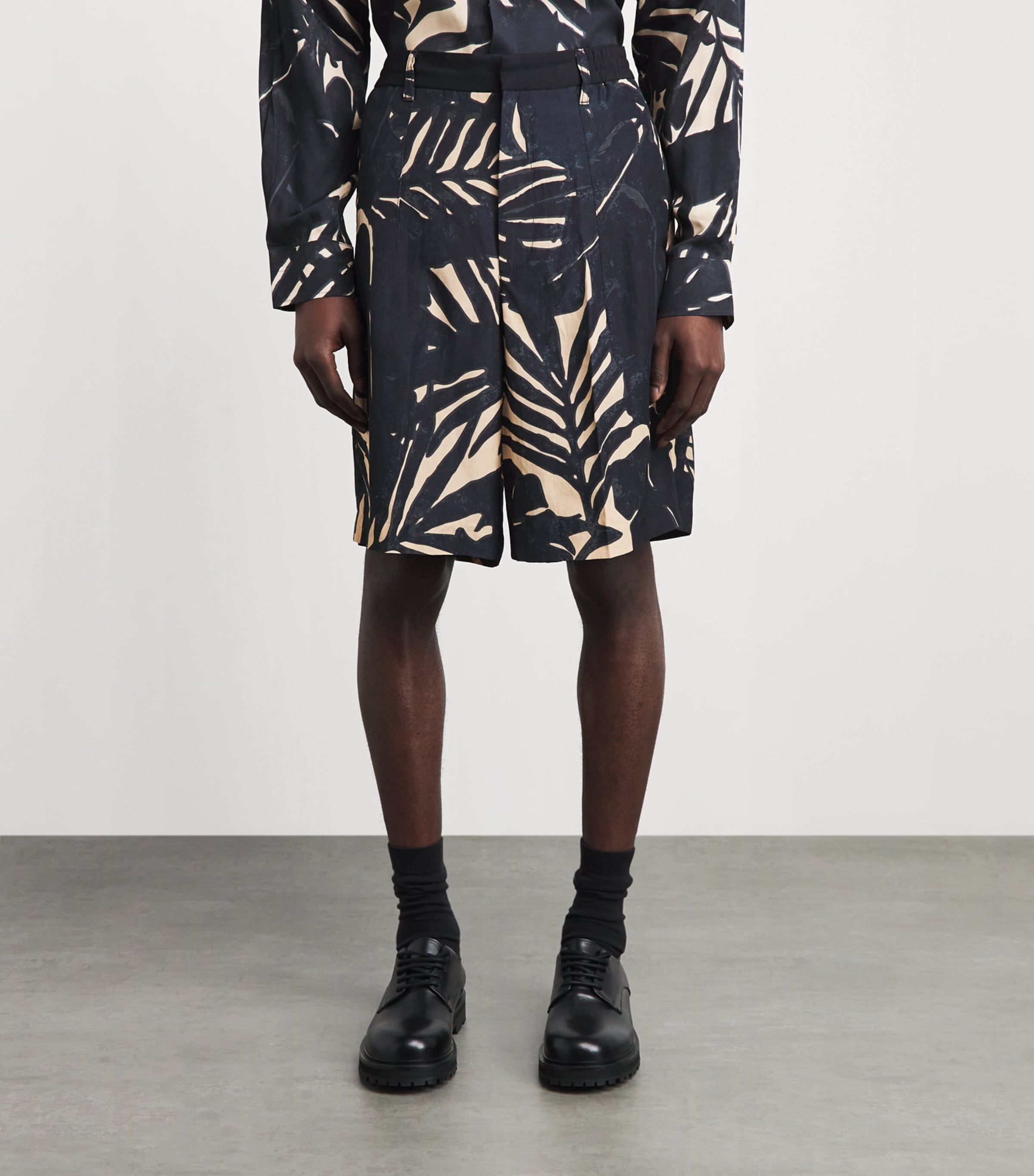 Emporio Armani Mens Printed Bermuda Shorts Image 4