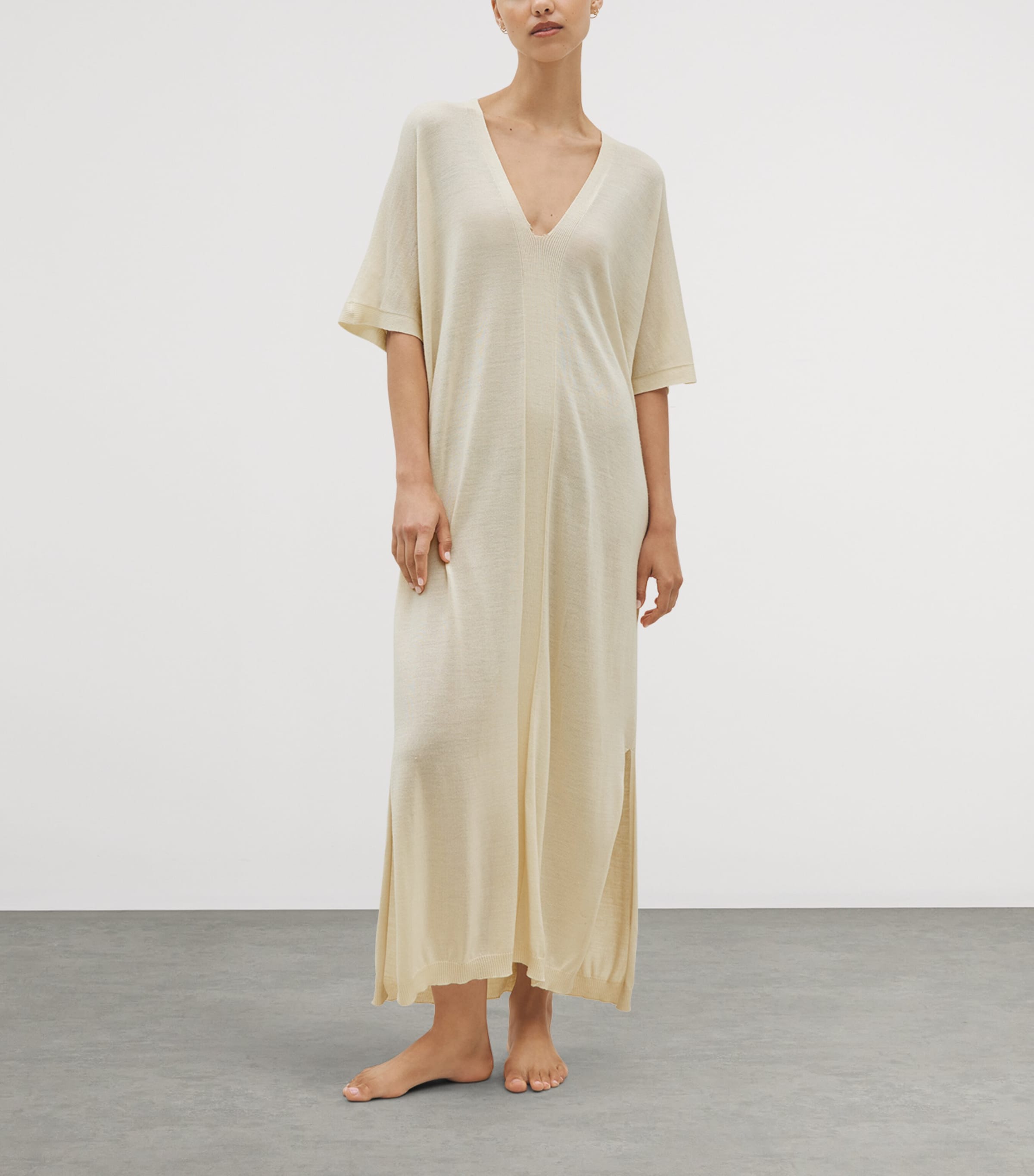 SHLEEP Womens Merino-Silk V-Neck Kaftan Ivory Tusk Image 2
