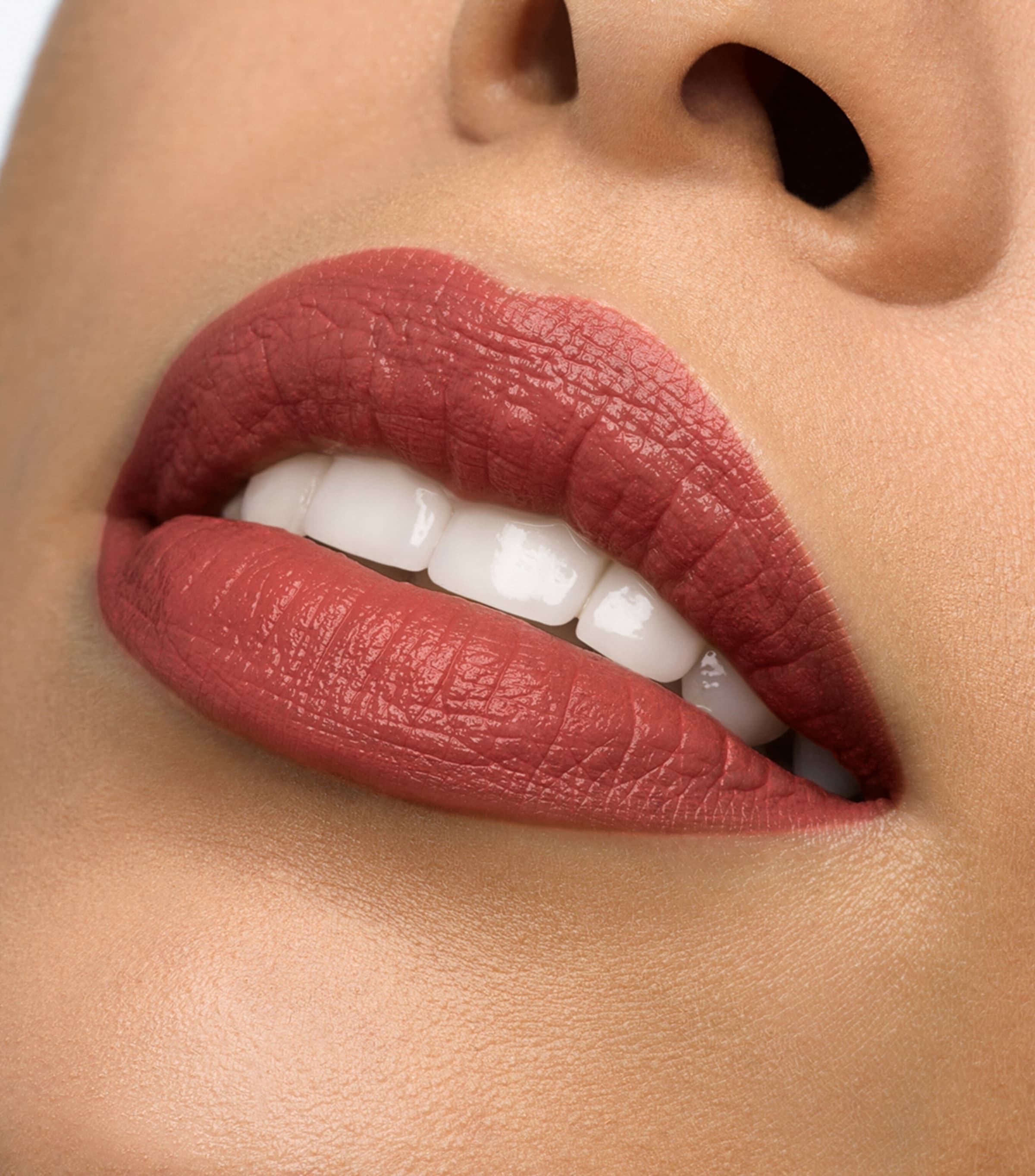 Christian Louboutin Rouge Louboutin Silky Satin Lipstick Bobo Blush Image 4