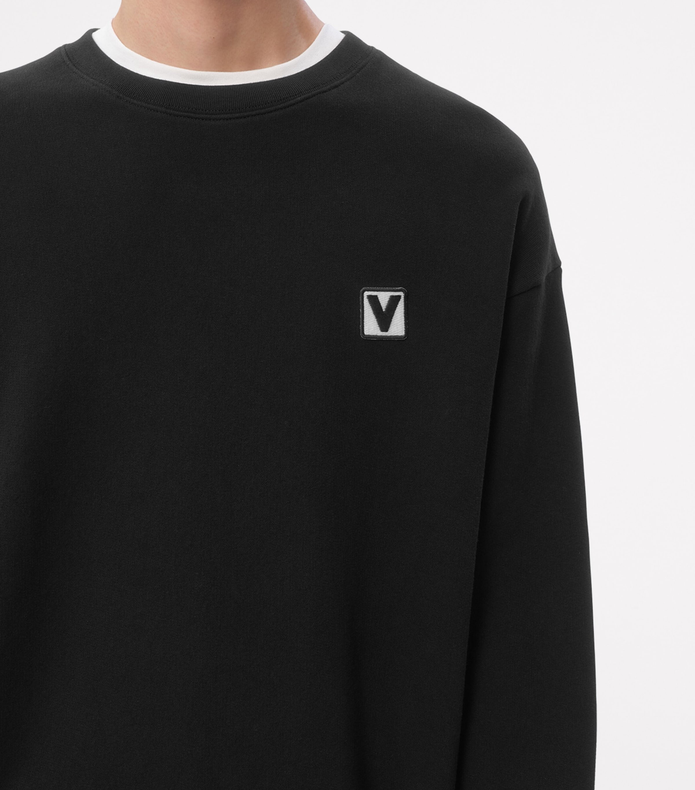 【値下げ】VALENTINO ブラック クルーネックスウェット Valentino Black Cotton Chez Valentino Sweatshirt | Harrods US