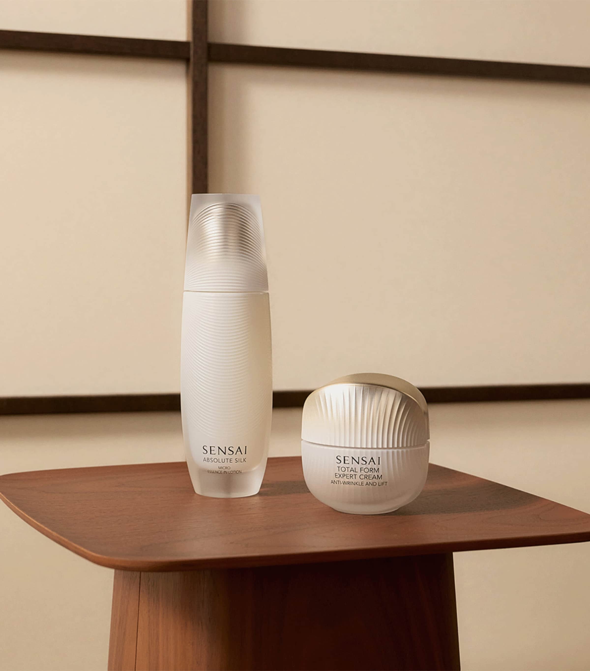 Total Form Expert Cream (50ml) NO COLOUR Image 9