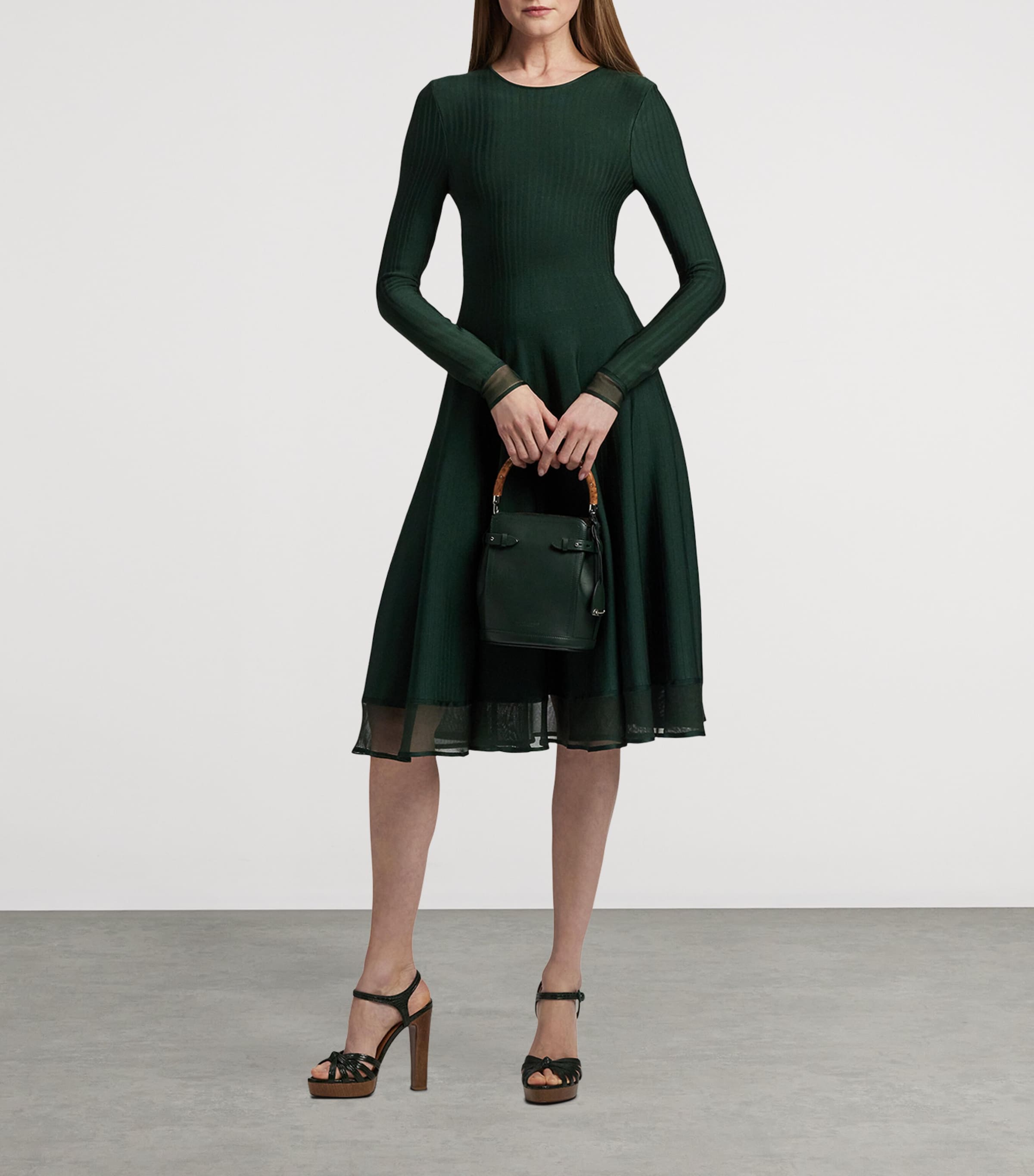 Small Leather The Ralph Bucket Bag REGENT GREEN Image 7