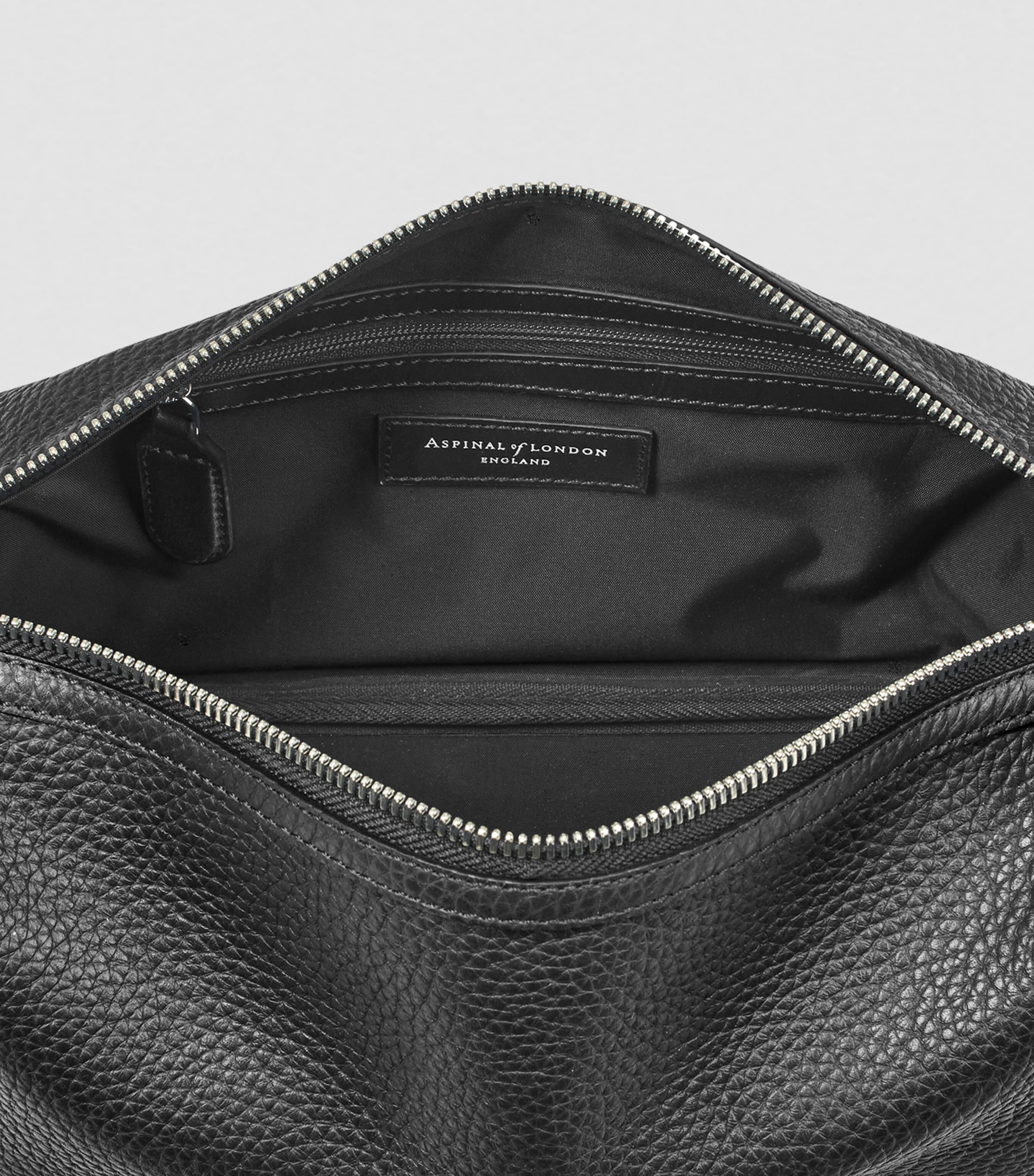Leather Reporter Wash Bag BLACK Image 2