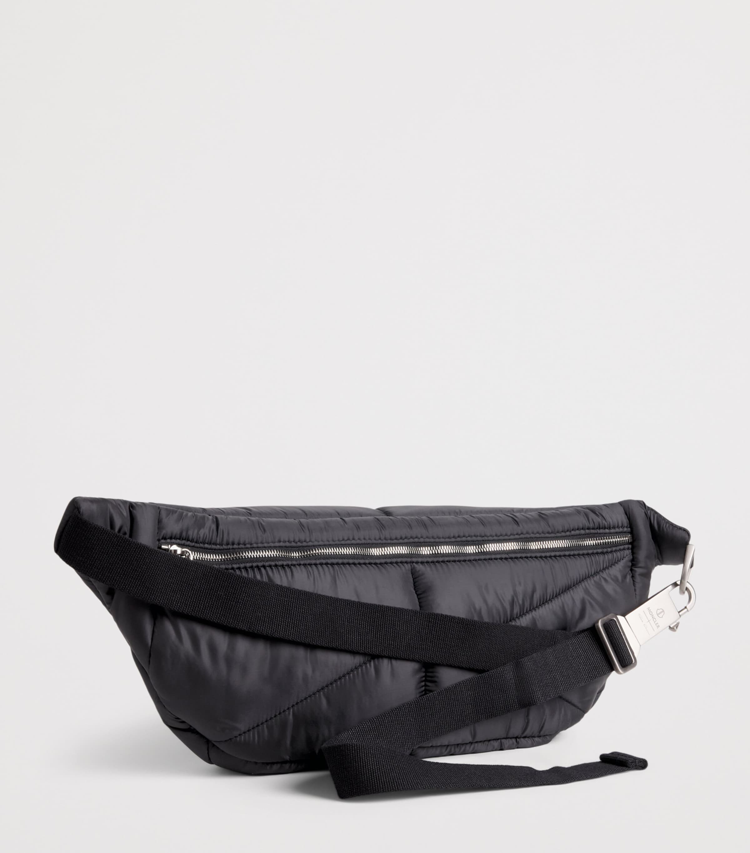 x Moncler Down Marsupio Belt Bag 999 - BLACK Image 4