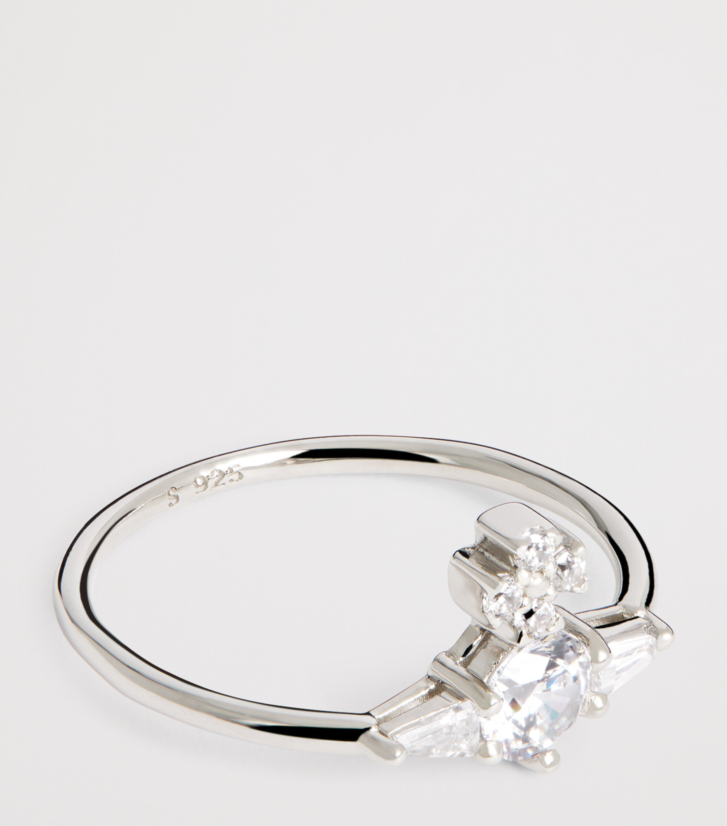 Vivienne Westwood Sterling Silver Ofelia Ring | Harrods US Vivienne Westwood Sterling Silver Ofelia Ring | Harrods US