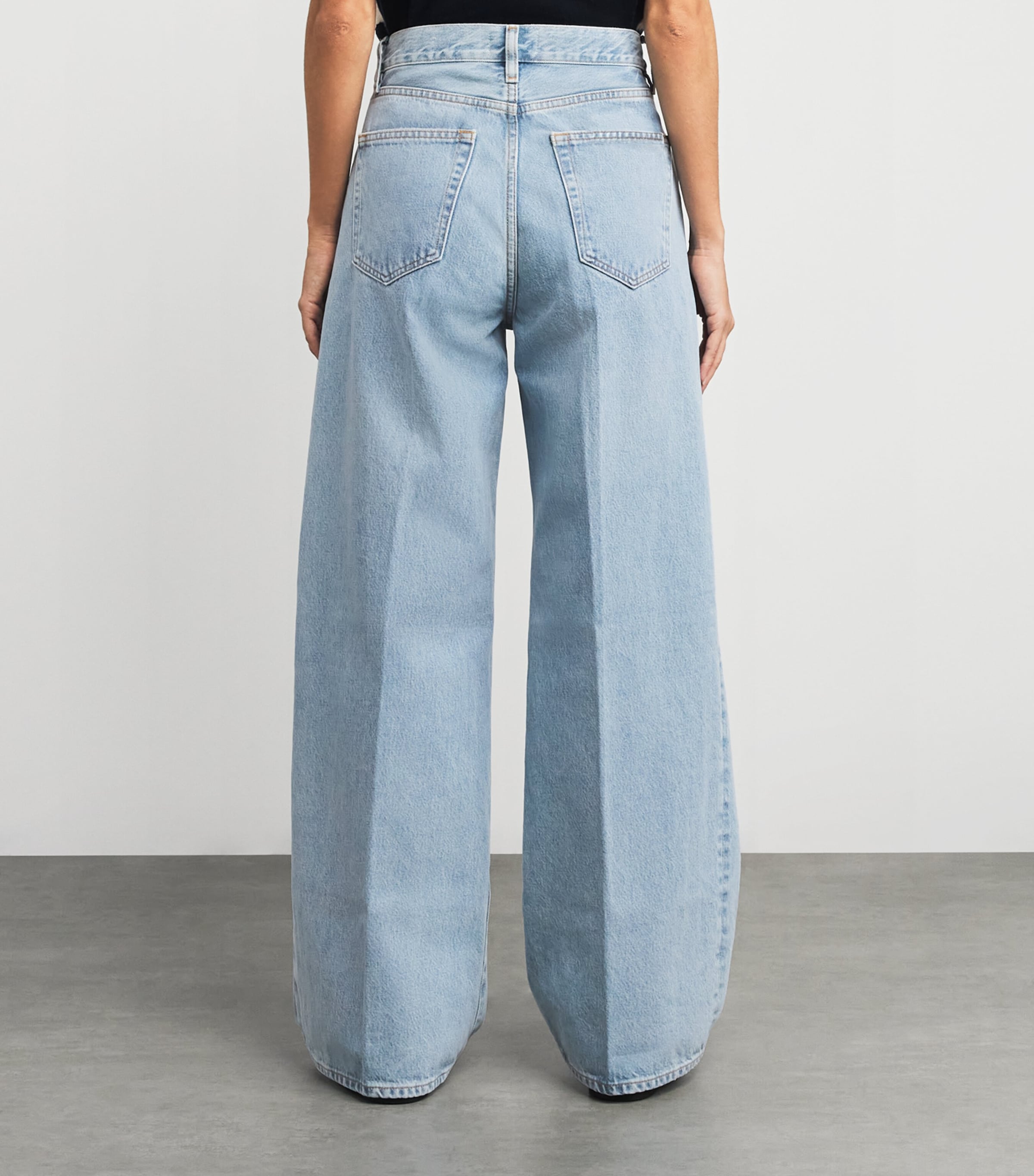 The Collegiate Wide-Leg Jeans JOHANNA Image 4
