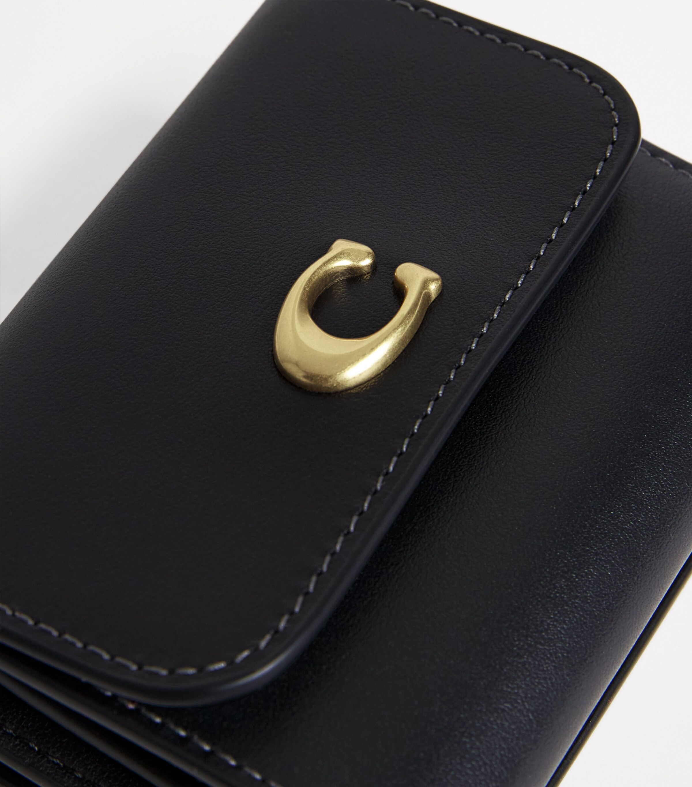 Coach Black Leather Key/ Card Holder Strap with Gold Tone Horsebit Amazon.com : Coach ID Lanyard Badge Holder In Crossgrain  main image 2