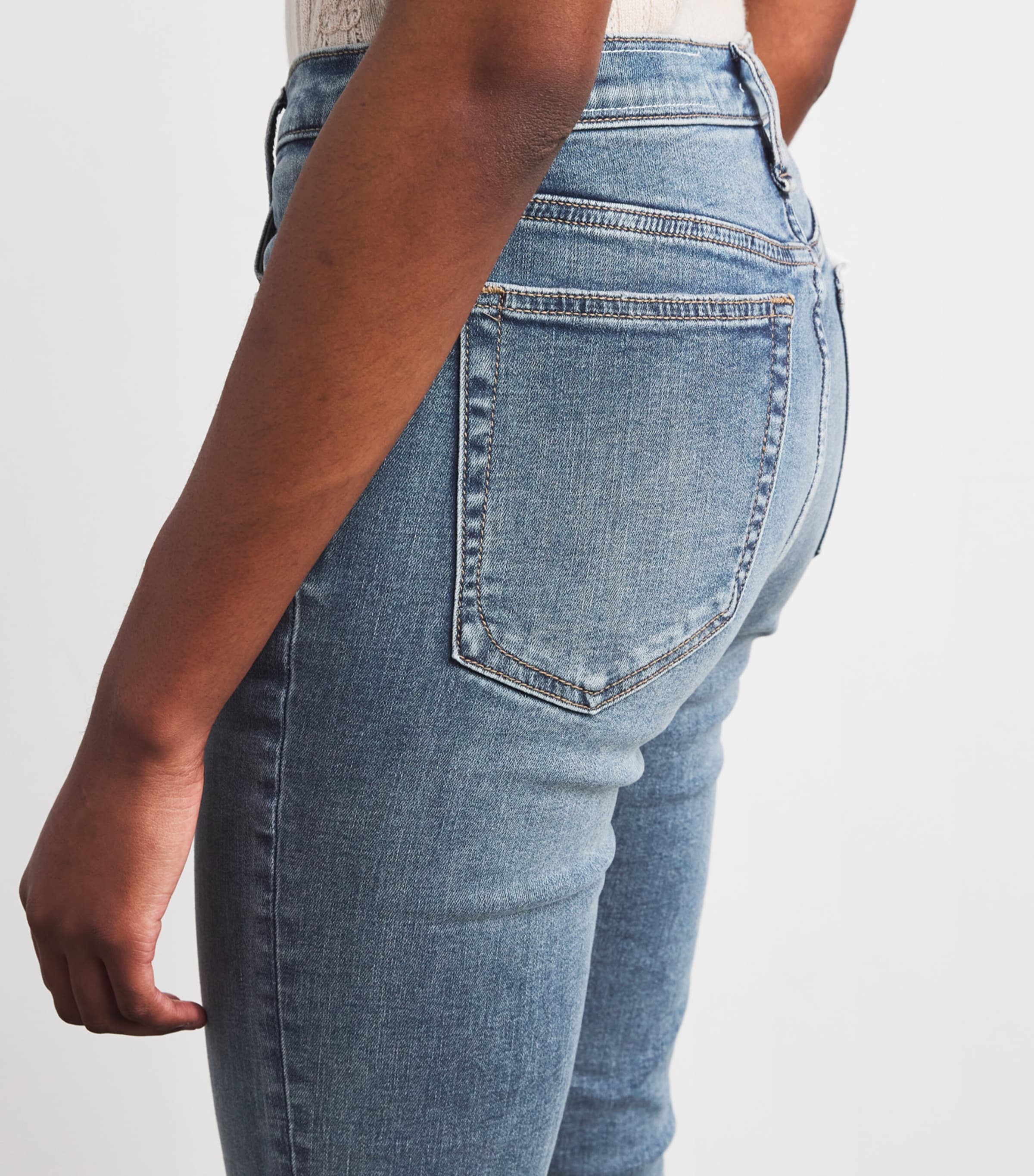 Peyton Mid-Rise Bootcut Jeans WDSTK Image 6